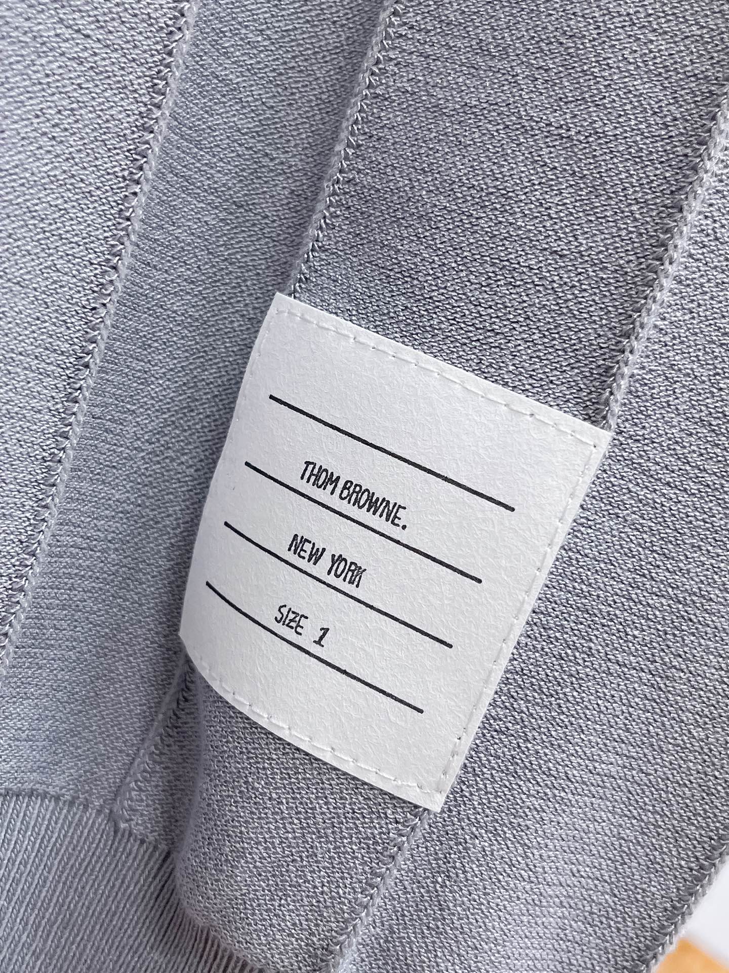 TB 2026春夏新品针织短袖，进口针织面料，手感柔软。顶级进口私货，设计潮流短袖针织衫，不失奢华 品质