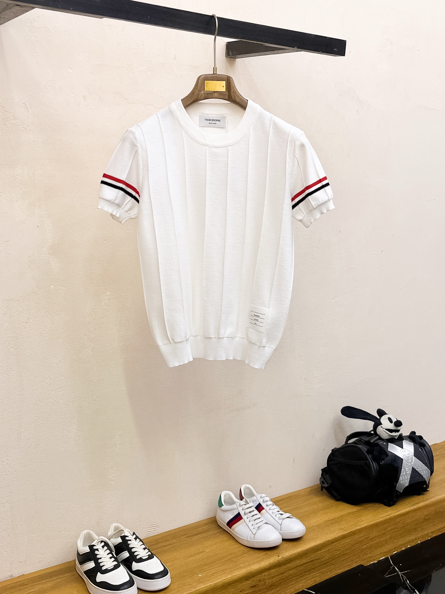 TB 2026春夏新品针织短袖，进口针织面料，手感柔软。顶级进口私货，设计潮流短袖针织衫，不失奢华 品质