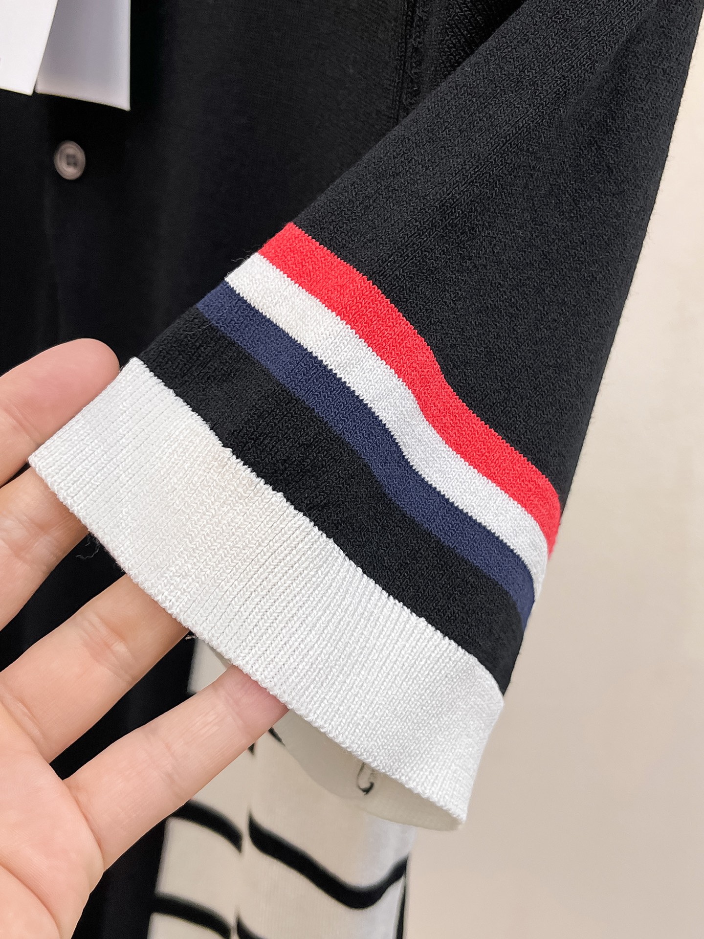 TB 2026春夏新品针织短袖，进口针织面料，手感柔软。顶级进口私货，设计潮流短袖针织衫，不失奢华 品质