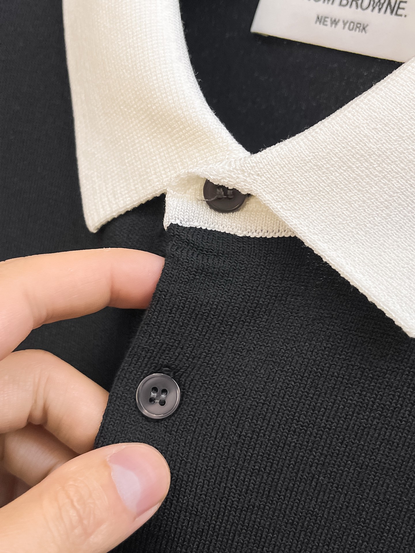 TB 2026春夏新品针织短袖，进口针织面料，手感柔软。顶级进口私货，设计潮流短袖针织衫，不失奢华 品质