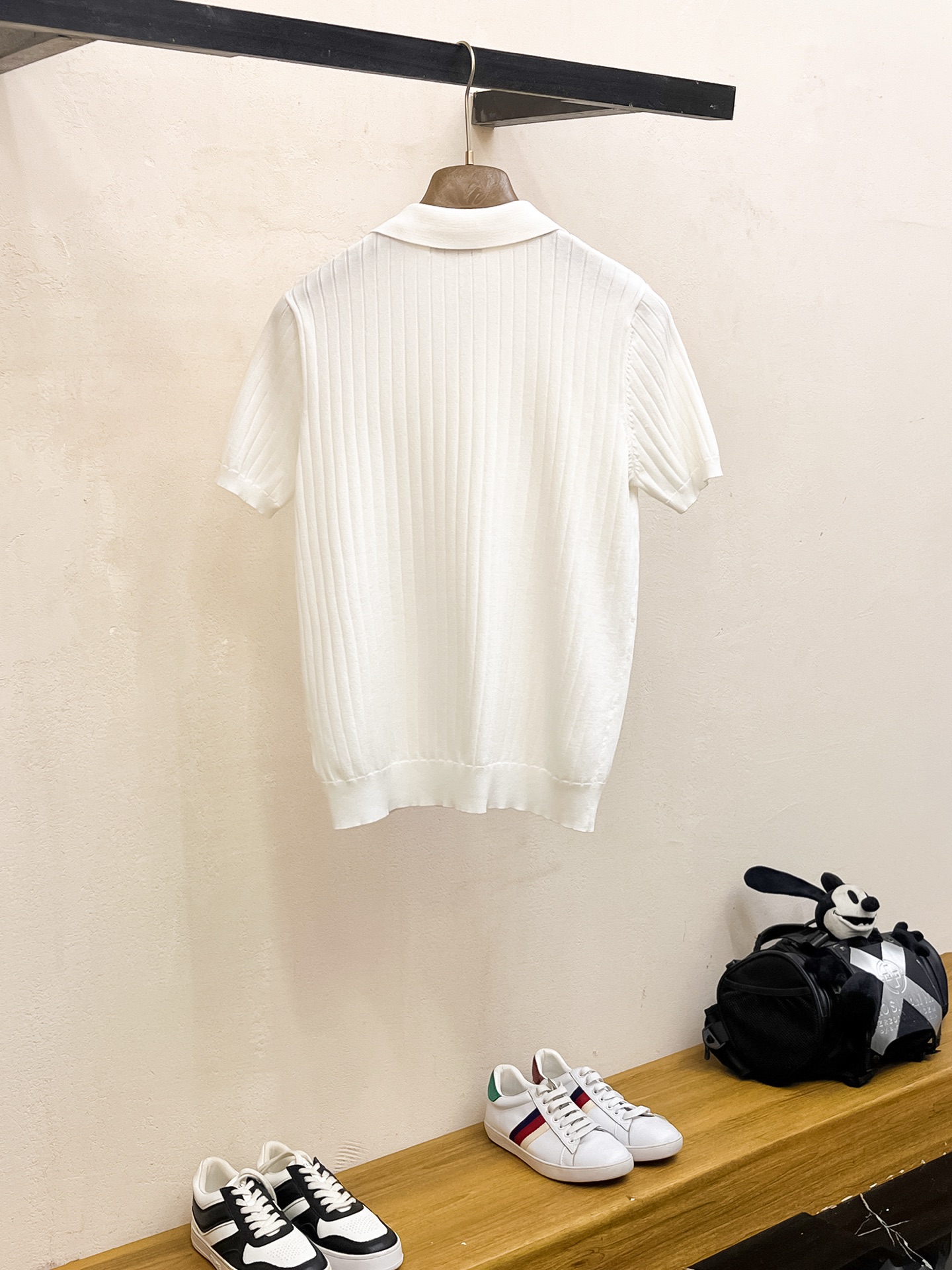 蒙口 2026春夏新品针织短袖，进口针织面料，手感柔软。顶级进口私货，设计潮流短袖针织衫，不失奢华 品质