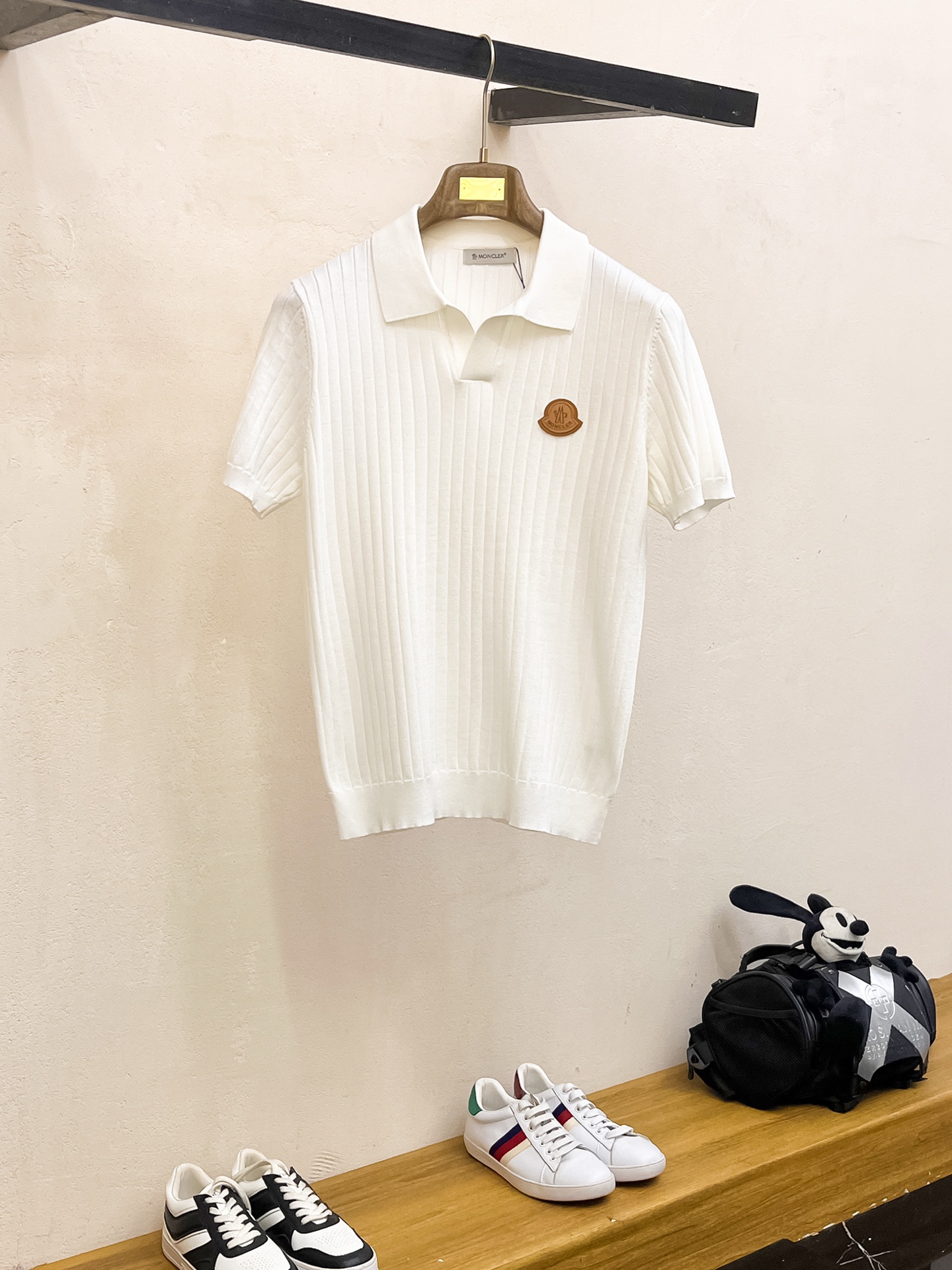 蒙口 2026春夏新品针织短袖，进口针织面料，手感柔软。顶级进口私货，设计潮流短袖针织衫，不失奢华 品质