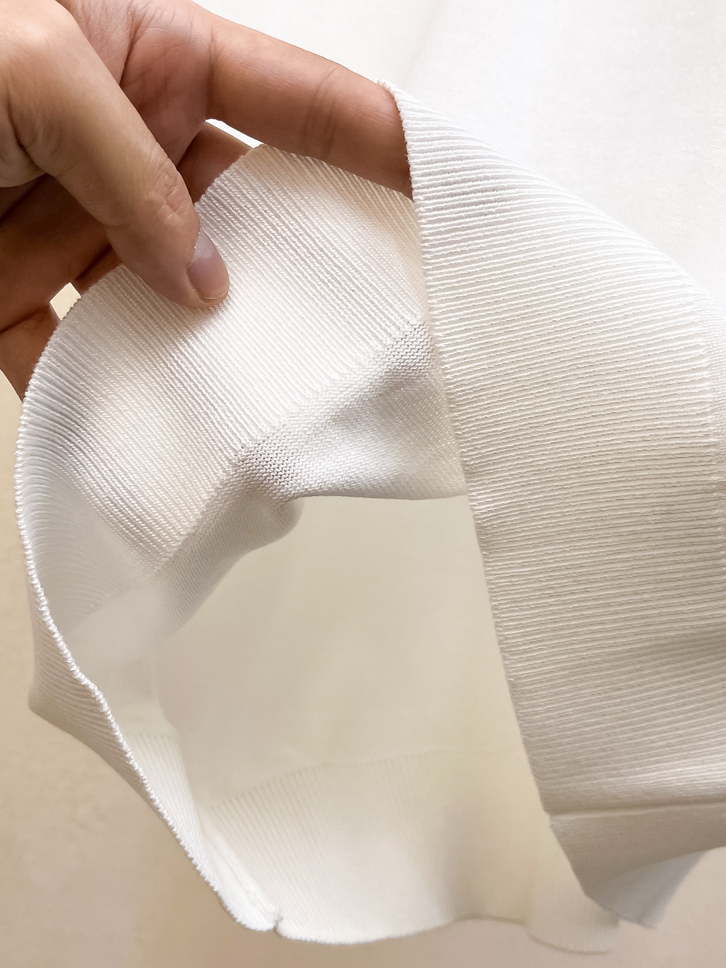 杰尼亚 2026春夏新品针织短袖，进口针织面料，手感柔软。顶级进口私货，设计潮流短袖针织衫，不失奢华 品