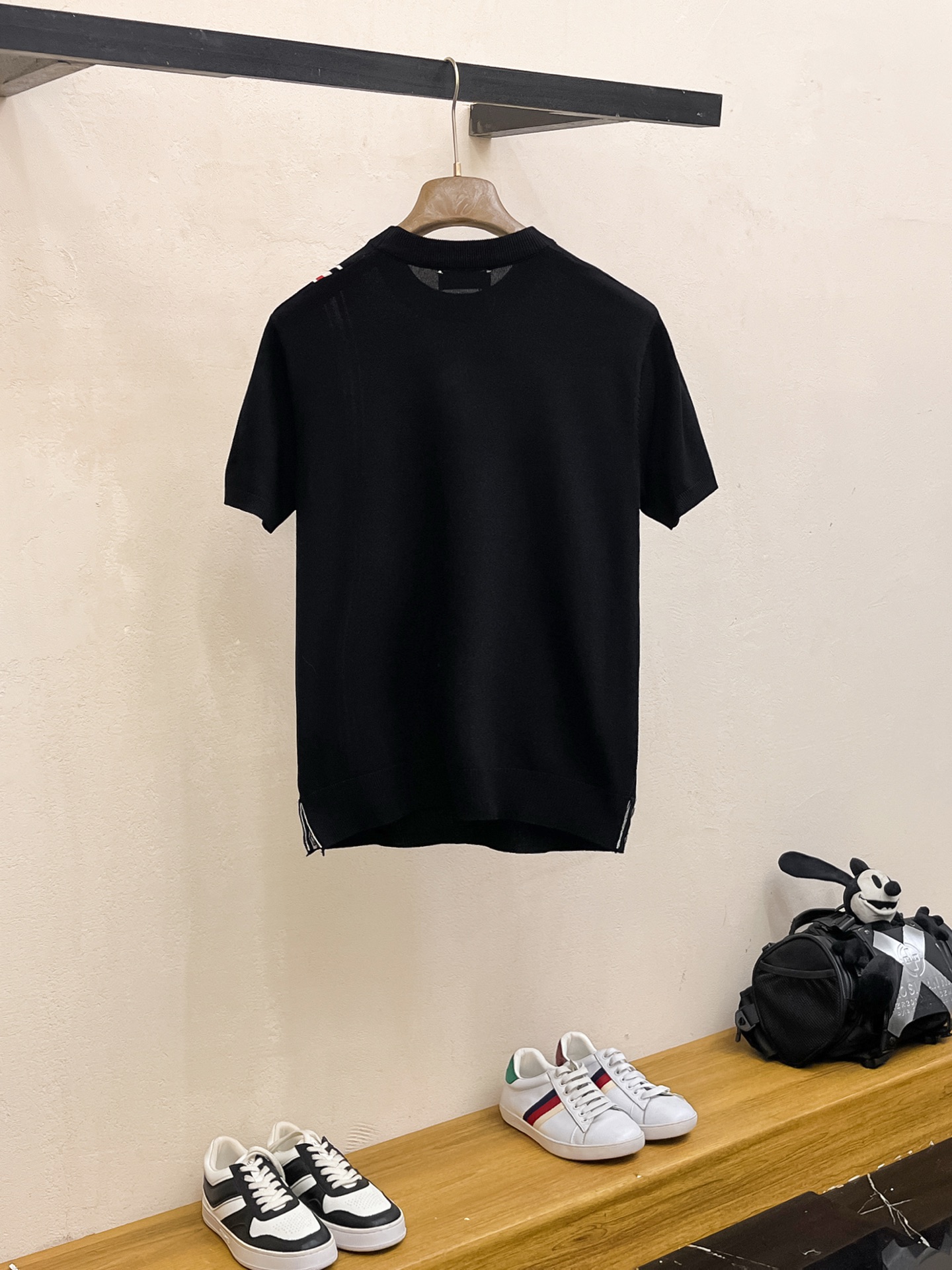 TB 2026春夏新品针织短袖，进口针织面料，手感柔软。顶级进口私货，设计潮流短袖针织衫，不失奢华 品质