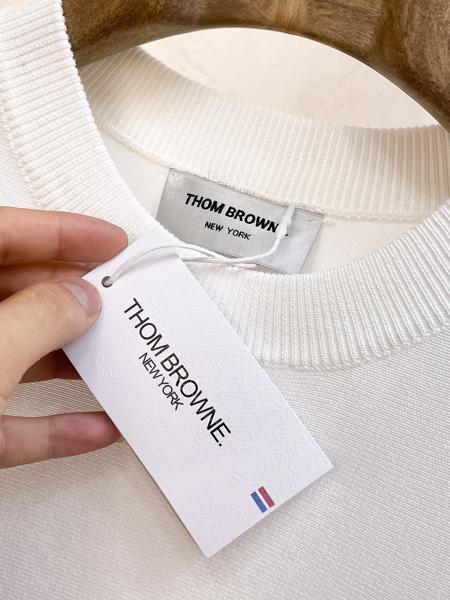 TB 2026春夏新品针织短袖，进口针织面料，手感柔软。顶级进口私货，设计潮流短袖针织衫，不失奢华 品质