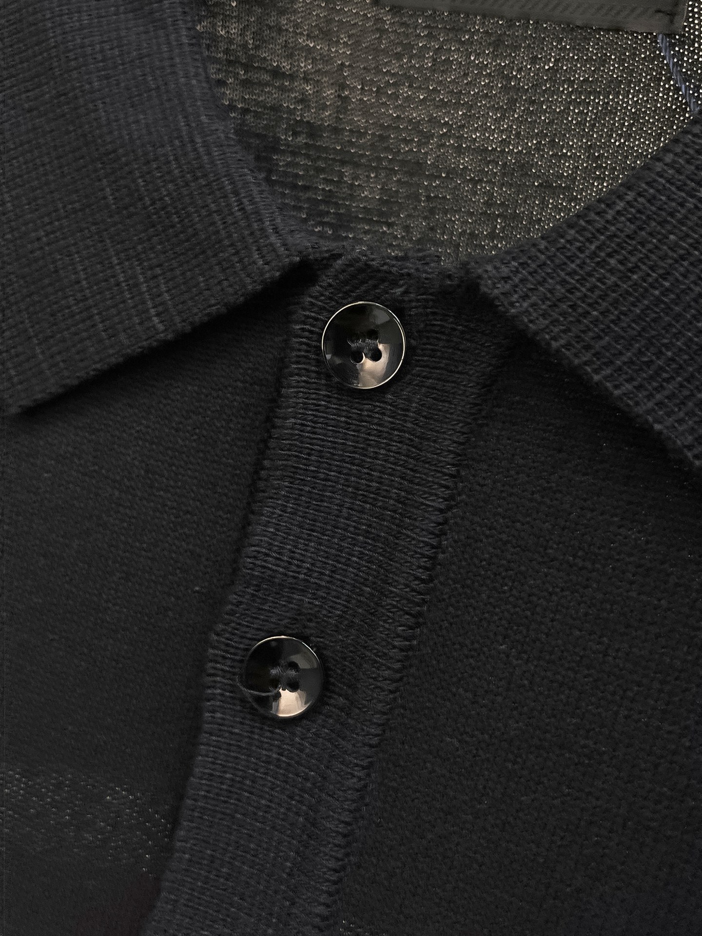 普拉达 2026春夏新品针织短袖，进口针织面料，手感柔软。顶级进口私货，设计潮流短袖针织衫，不失奢华 品