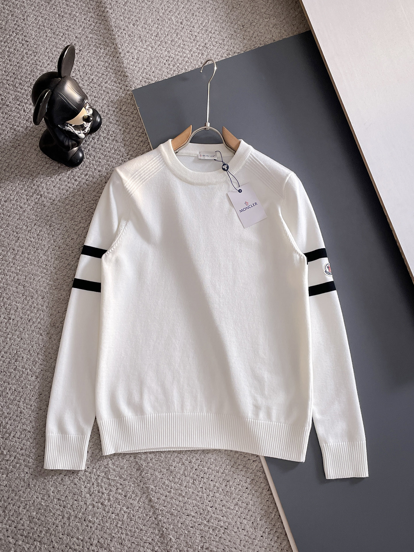 毛衣 2025秋冬最新系列，专柜1:1顶级复刻，全品相！加厚款，潮人必备单品！懂货的老铁赶紧下手，面料：