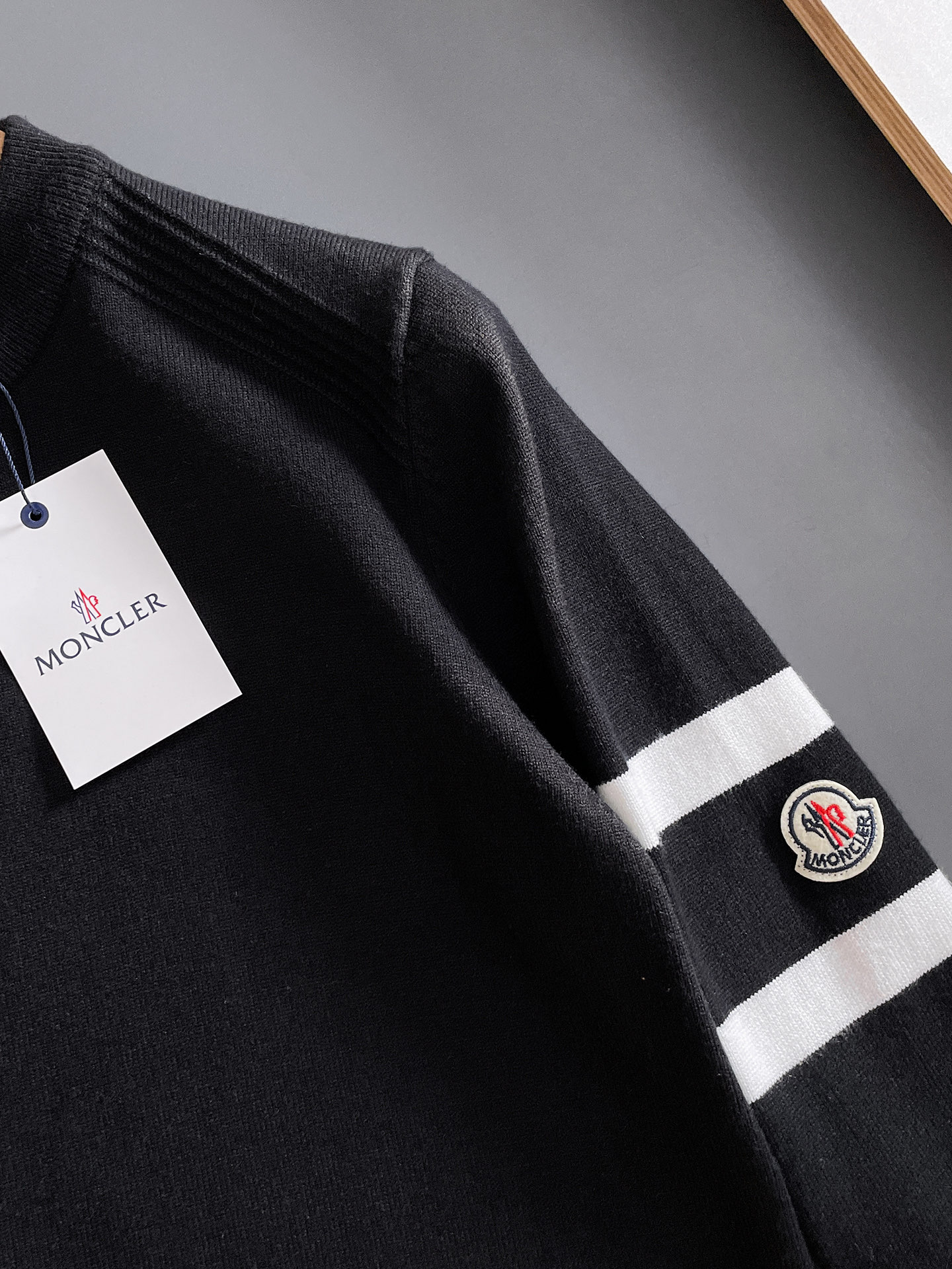 毛衣 2025秋冬最新系列，专柜1:1顶级复刻，全品相！加厚款，潮人必备单品！懂货的老铁赶紧下手，面料：