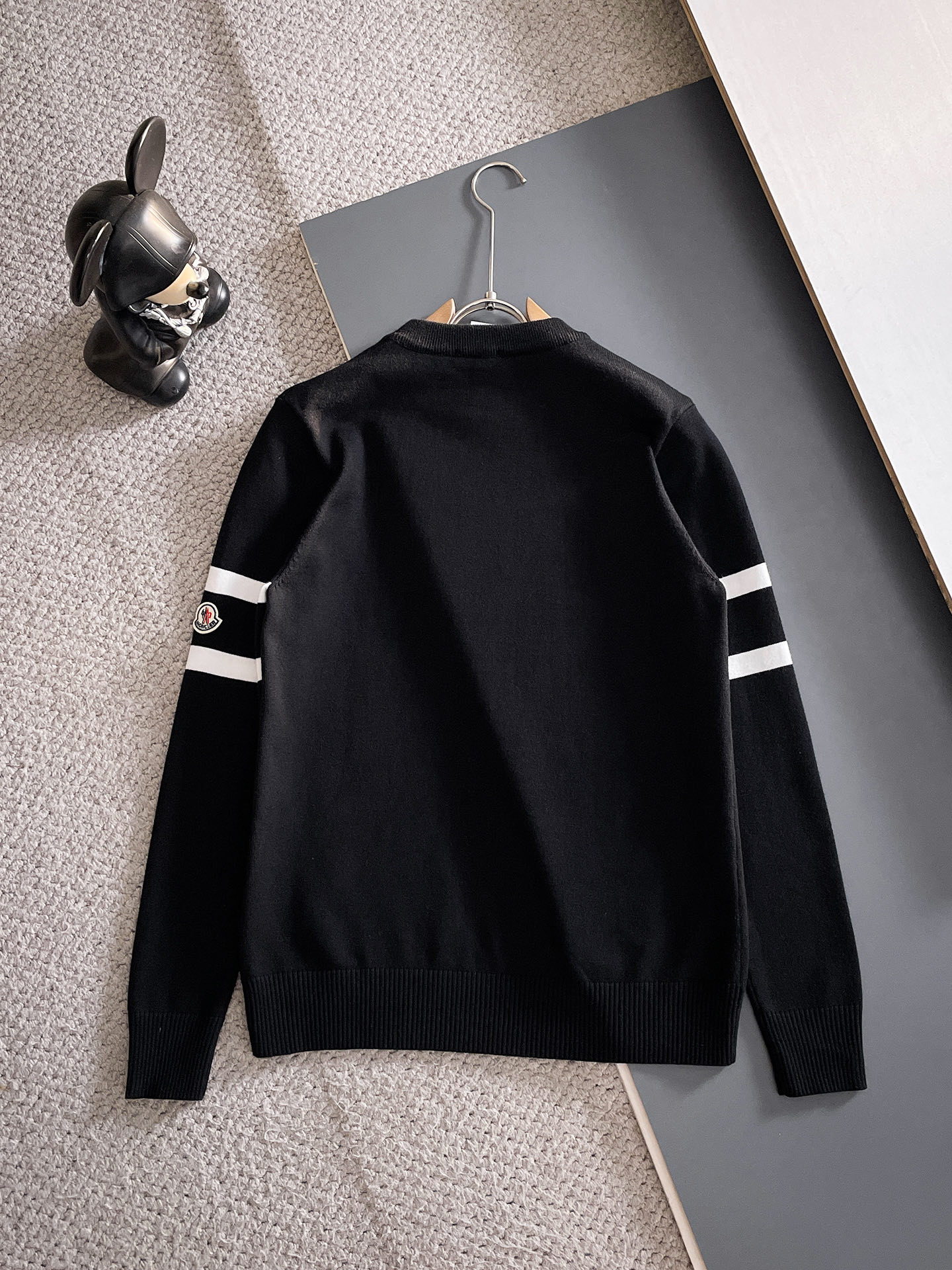 毛衣 2025秋冬最新系列，专柜1:1顶级复刻，全品相！加厚款，潮人必备单品！懂货的老铁赶紧下手，面料：