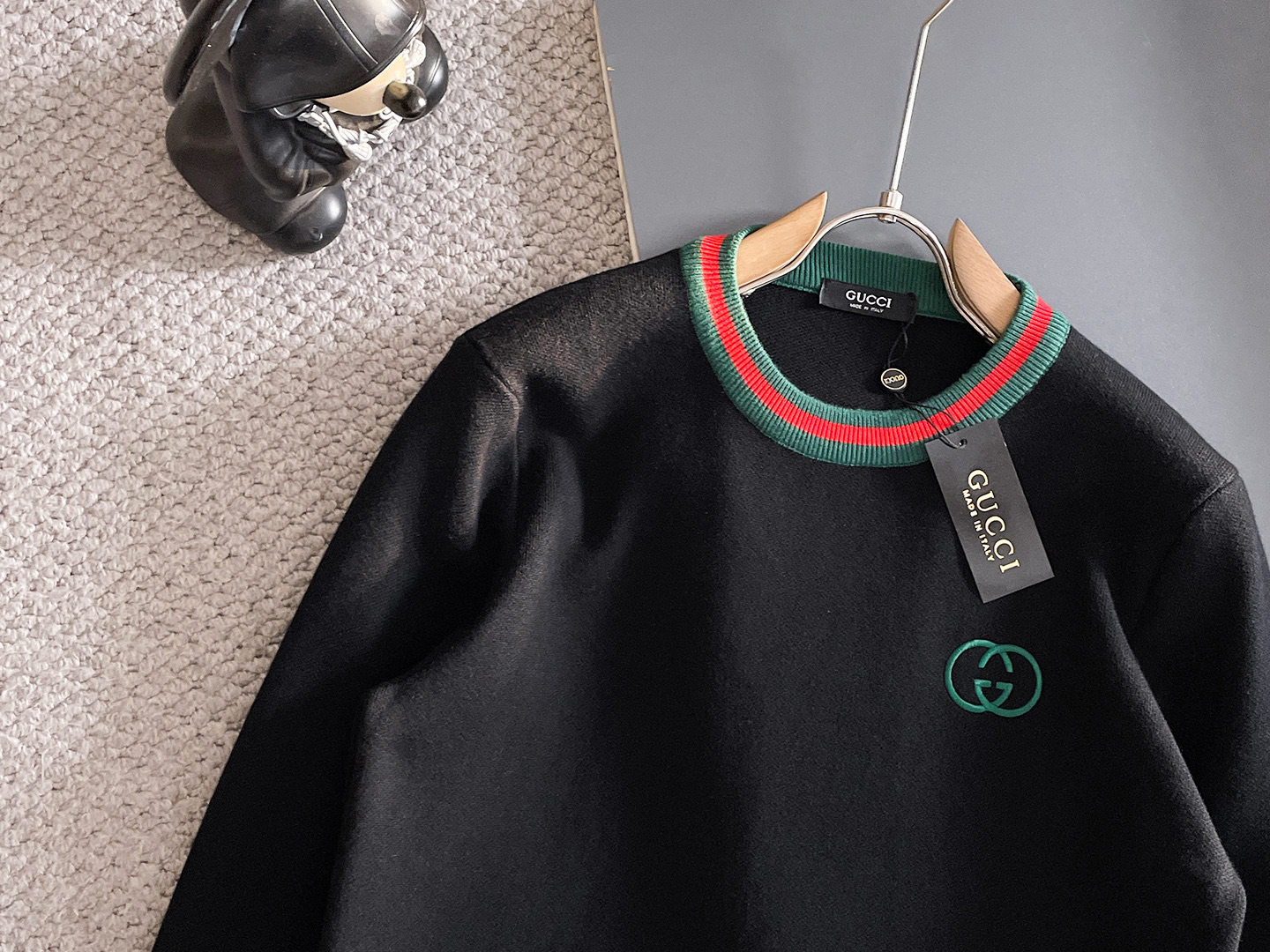 毛衣 2025秋冬最新系列，专柜1:1顶级复刻，全品相！加厚款，潮人必备单品！懂货的老铁赶紧下手，面料：