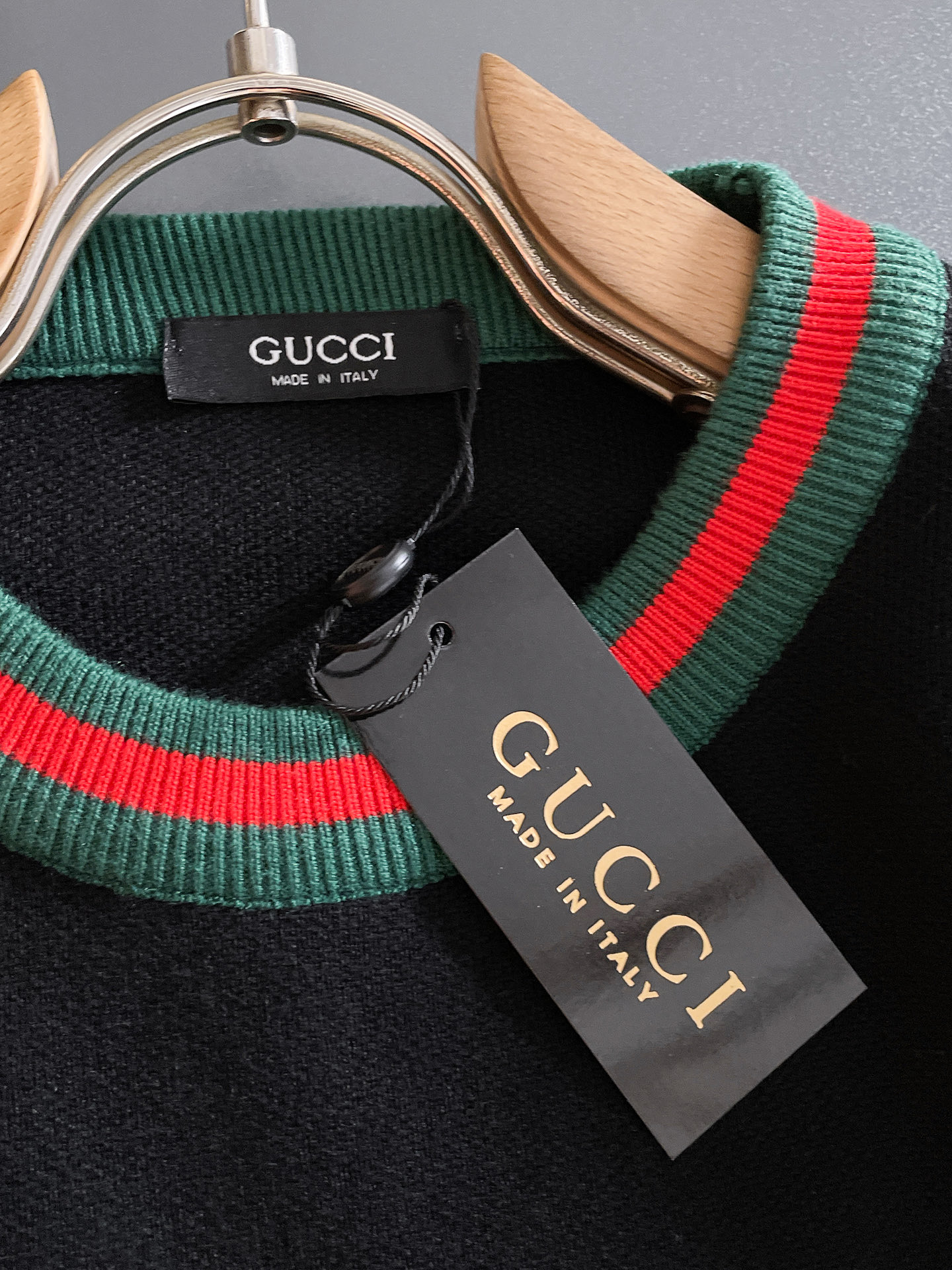 毛衣 2025秋冬最新系列，专柜1:1顶级复刻，全品相！加厚款，潮人必备单品！懂货的老铁赶紧下手，面料：