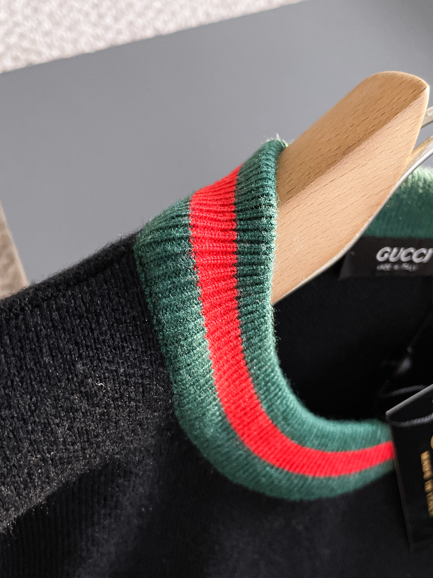 毛衣 2025秋冬最新系列，专柜1:1顶级复刻，全品相！加厚款，潮人必备单品！懂货的老铁赶紧下手，面料：