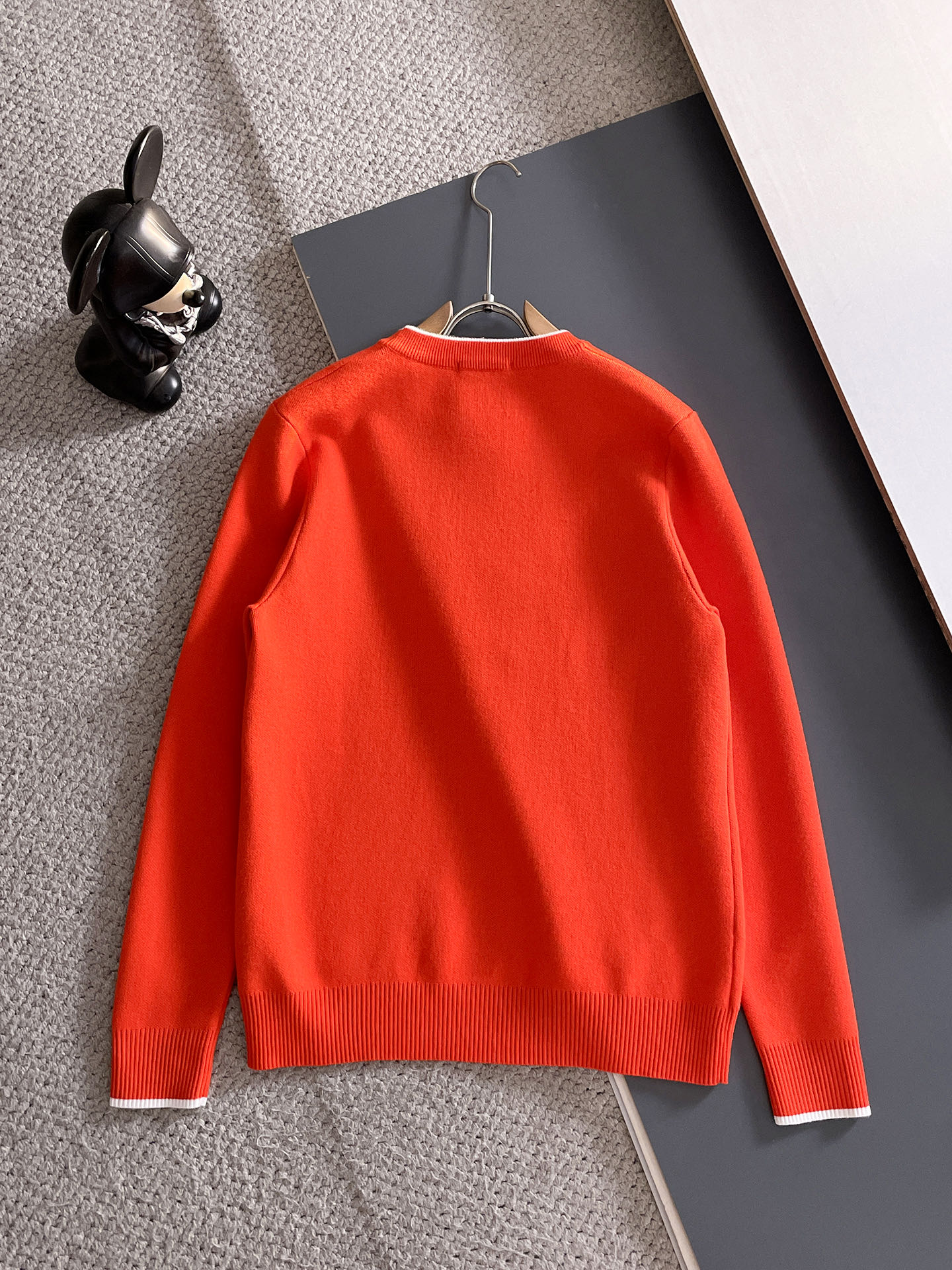 毛衣 2025秋冬最新系列，专柜1:1顶级复刻，全品相！加厚款，潮人必备单品！懂货的老铁赶紧下手，面料：