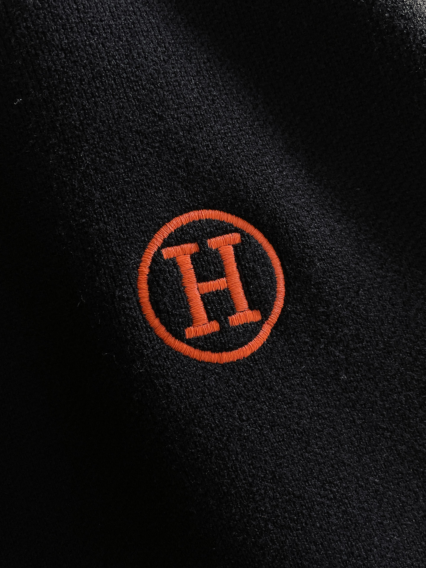 毛衣 2025秋冬最新系列，专柜1:1顶级复刻，全品相！加厚款，潮人必备单品！懂货的老铁赶紧下手，面料：