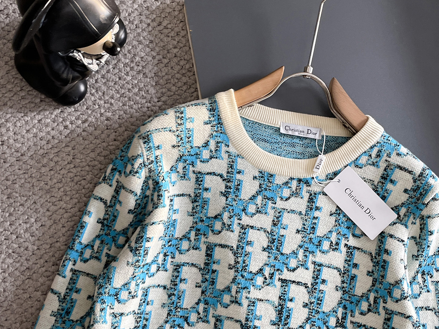 毛衣 2025秋冬最新系列，专柜1:1顶级复刻，全品相！加厚款，潮人必备单品！懂货的老铁赶紧下手，面料：