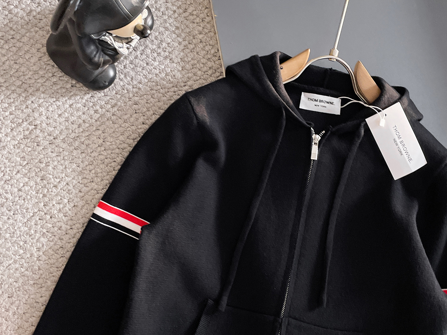 毛衣 2025秋冬最新系列，专柜1:1顶级复刻，全品相！加厚款，潮人必备单品！懂货的老铁赶紧下手，面料：