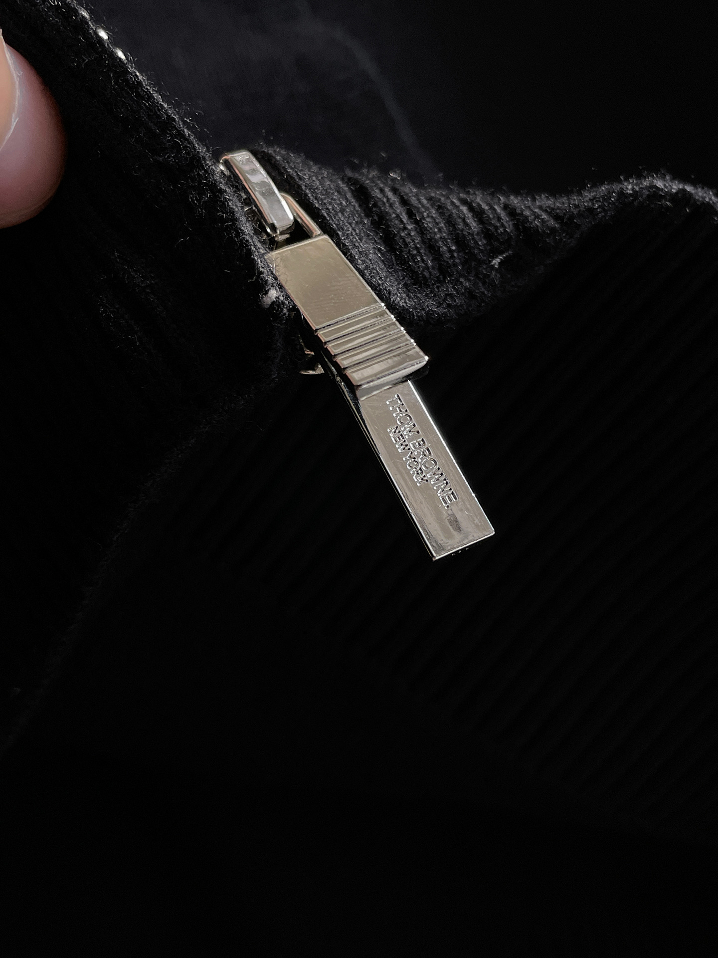 毛衣 2025秋冬最新系列，专柜1:1顶级复刻，全品相！加厚款，潮人必备单品！懂货的老铁赶紧下手，面料：