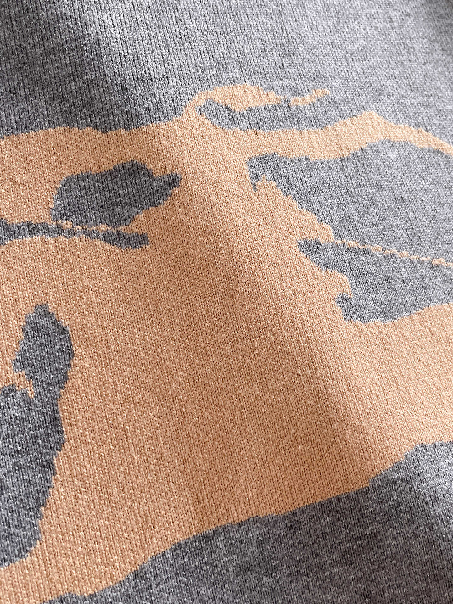 毛衣 2025秋冬最新系列，专柜1:1顶级复刻，全品相！加厚款，潮人必备单品！懂货的老铁赶紧下手，面料：