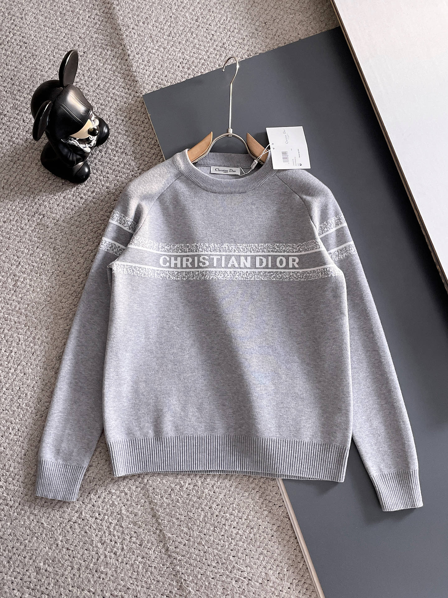 毛衣 2025秋冬最新系列，专柜1:1顶级复刻，全品相！加厚款，潮人必备单品！懂货的老铁赶紧下手，面料：