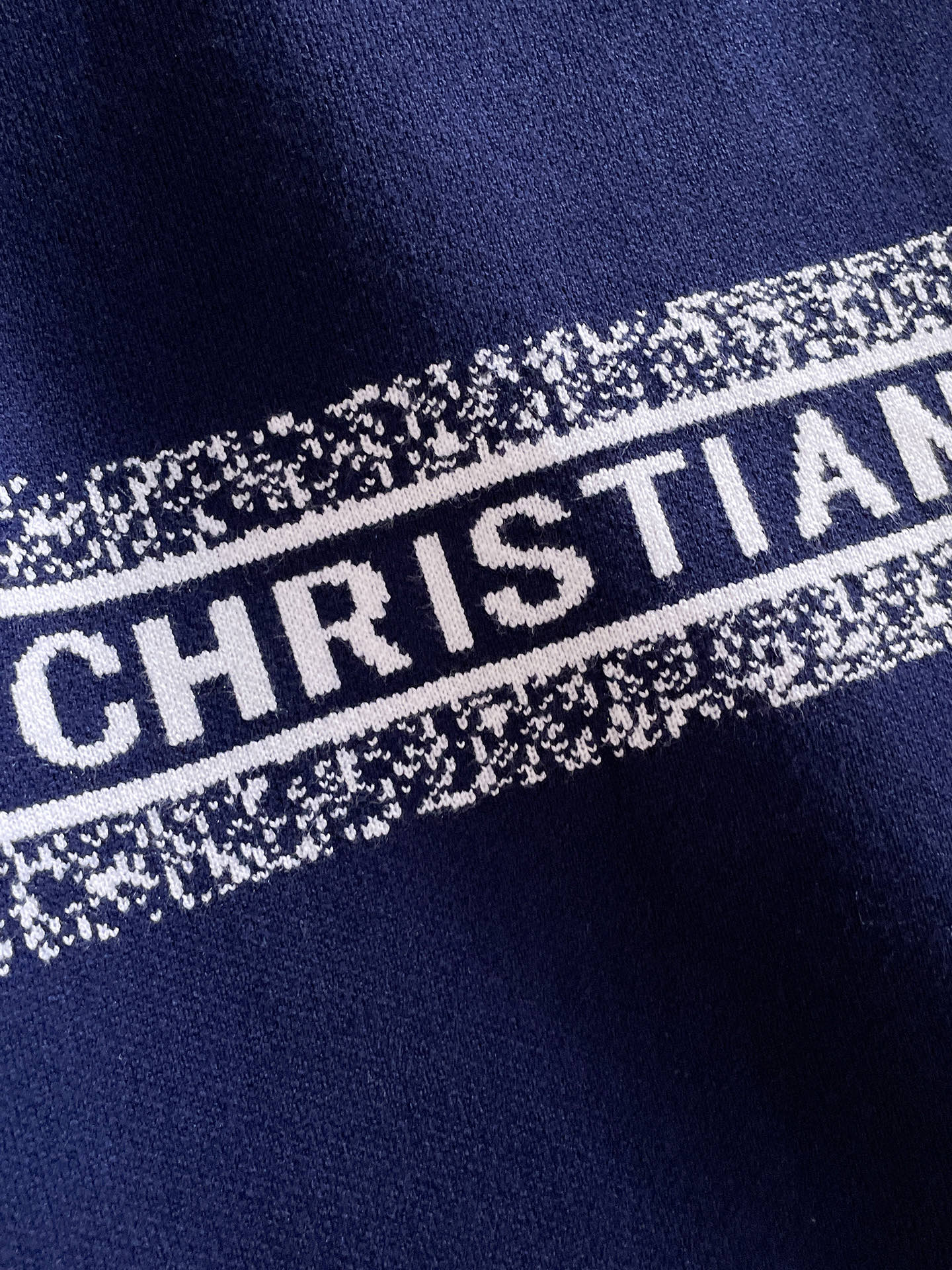 毛衣 2025秋冬最新系列，专柜1:1顶级复刻，全品相！加厚款，潮人必备单品！懂货的老铁赶紧下手，面料：