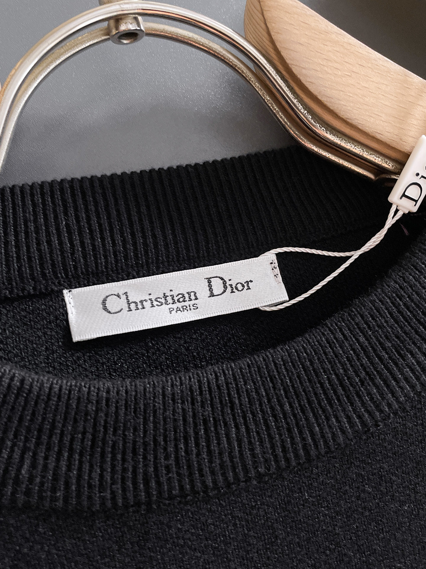 毛衣 2025秋冬最新系列，专柜1:1顶级复刻，全品相！加厚款，潮人必备单品！懂货的老铁赶紧下手，面料：