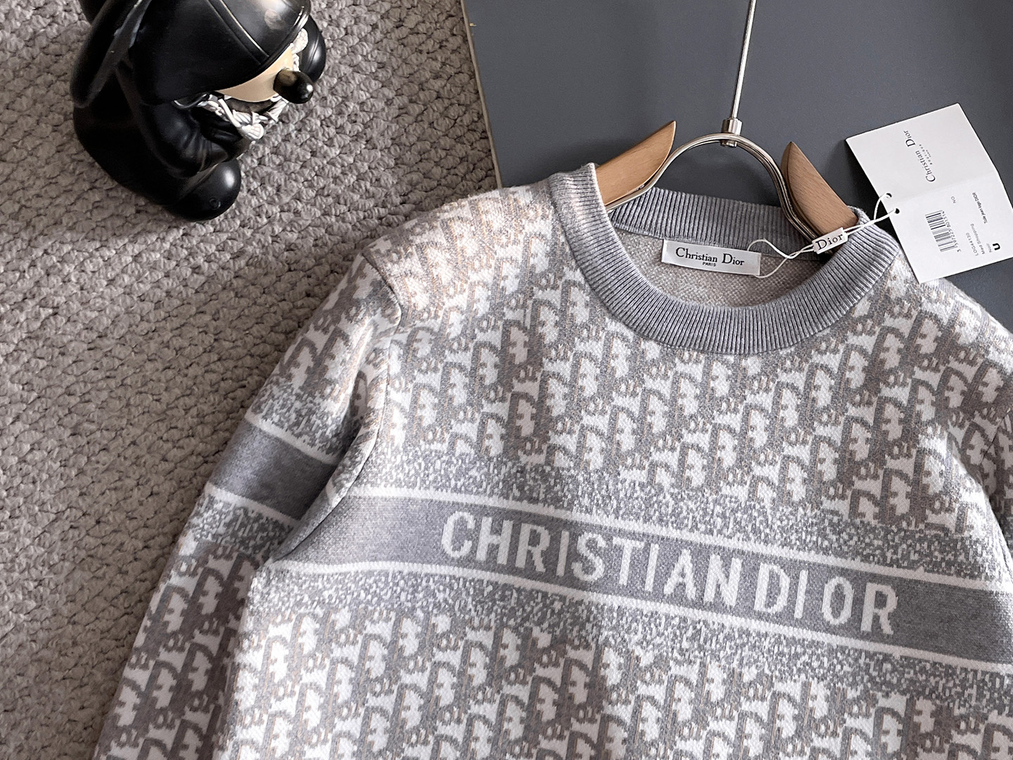 毛衣 2025秋冬最新系列，专柜1:1顶级复刻，全品相！加厚款，潮人必备单品！懂货的老铁赶紧下手，面料：