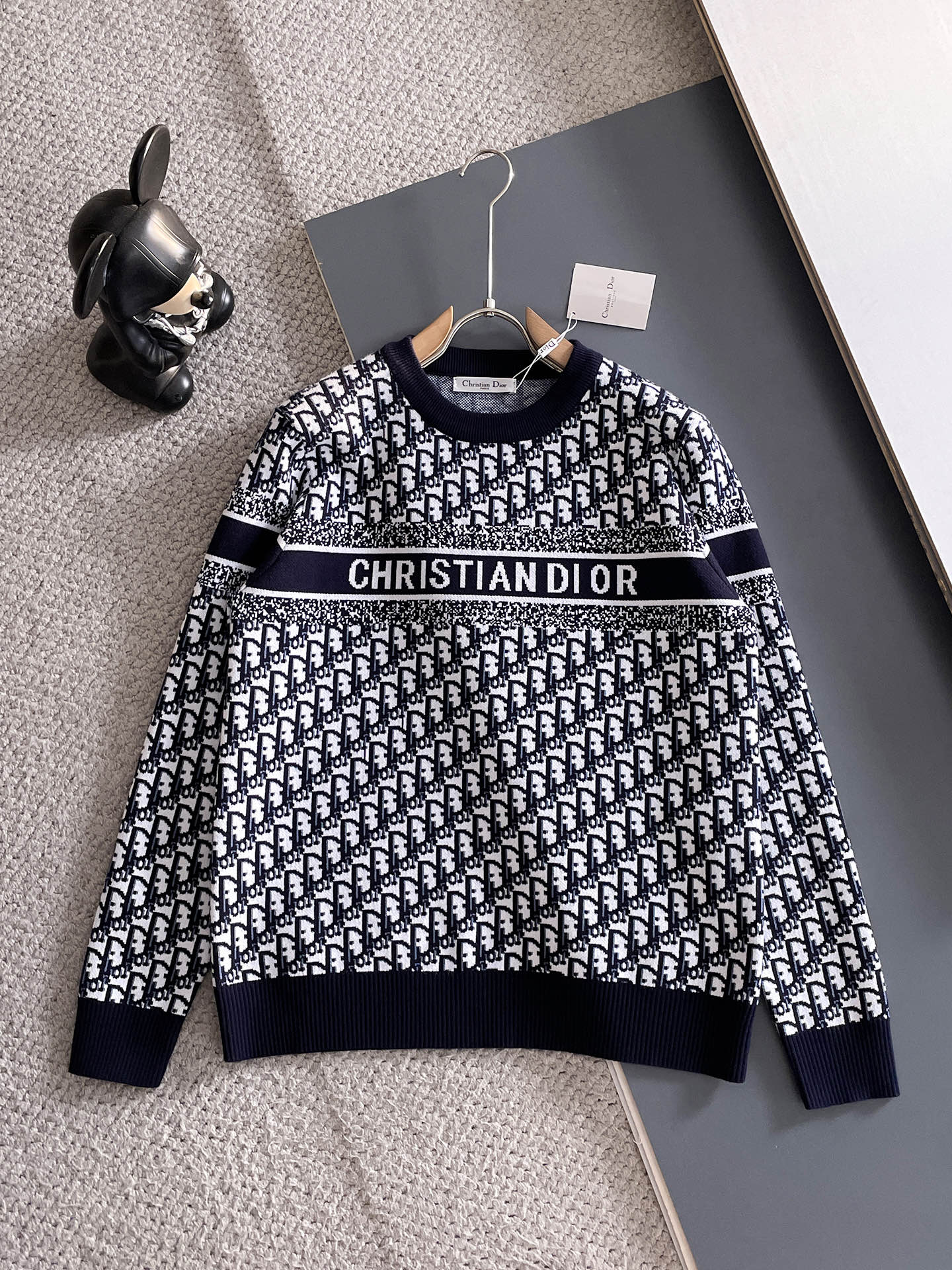 毛衣 2025秋冬最新系列，专柜1:1顶级复刻，全品相！加厚款，潮人必备单品！懂货的老铁赶紧下手，面料：