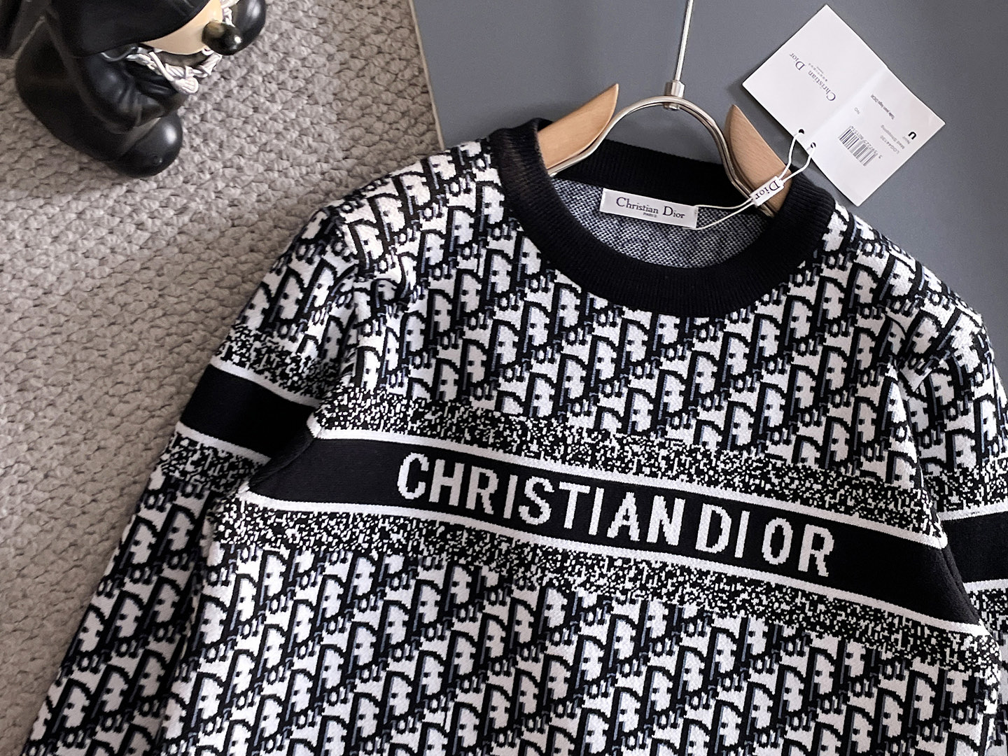 毛衣 2025秋冬最新系列，专柜1:1顶级复刻，全品相！加厚款，潮人必备单品！懂货的老铁赶紧下手，面料：