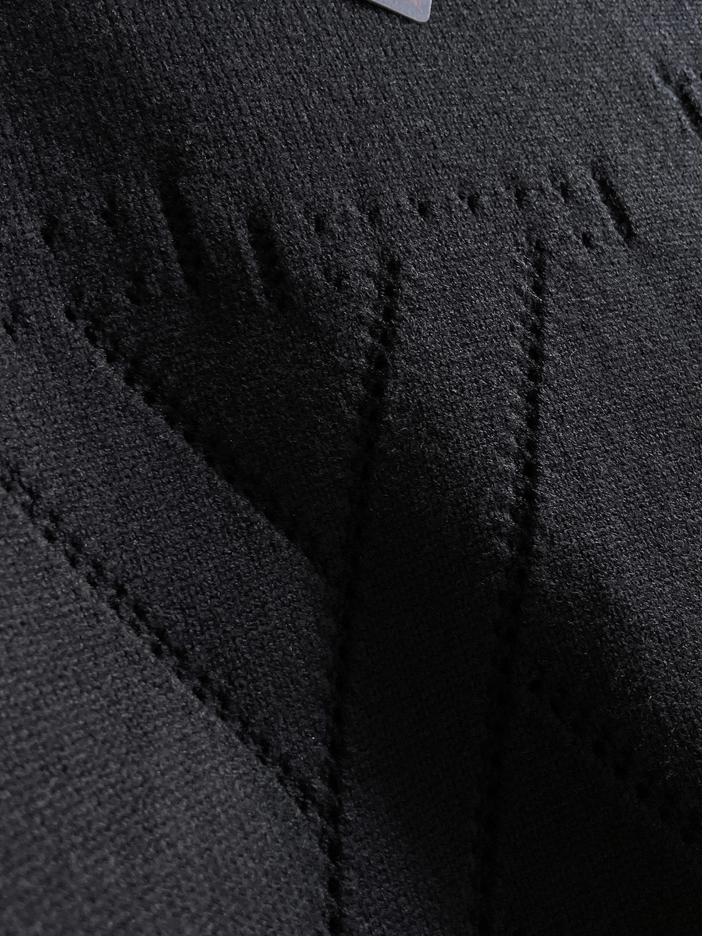 毛衣 2025秋冬最新系列，专柜1:1顶级复刻，全品相！加厚款，潮人必备单品！懂货的老铁赶紧下手，面料：