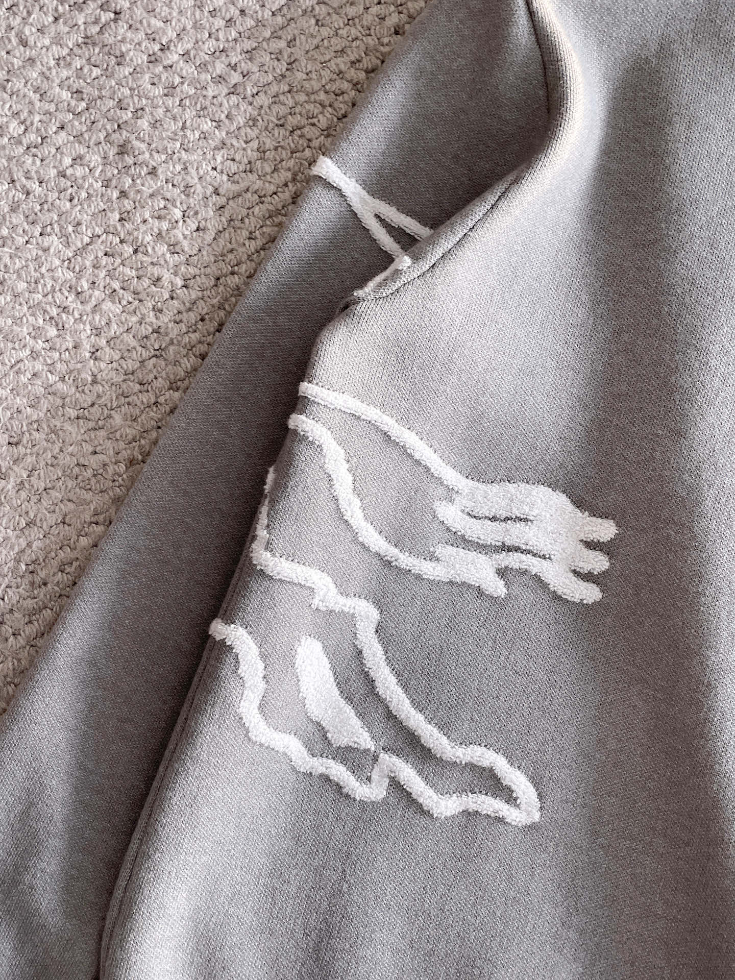 毛衣 2025秋冬最新系列，专柜1:1顶级复刻，全品相！加厚款，潮人必备单品！懂货的老铁赶紧下手，面料：