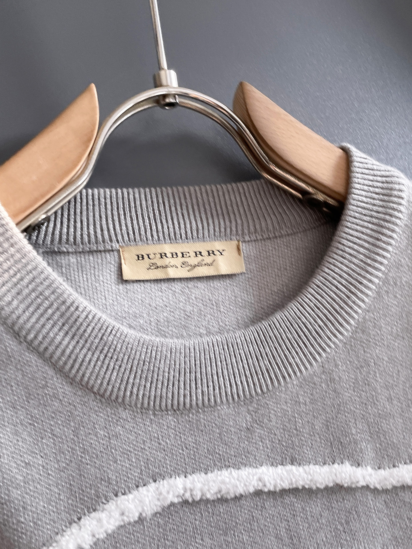 毛衣 2025秋冬最新系列，专柜1:1顶级复刻，全品相！加厚款，潮人必备单品！懂货的老铁赶紧下手，面料：