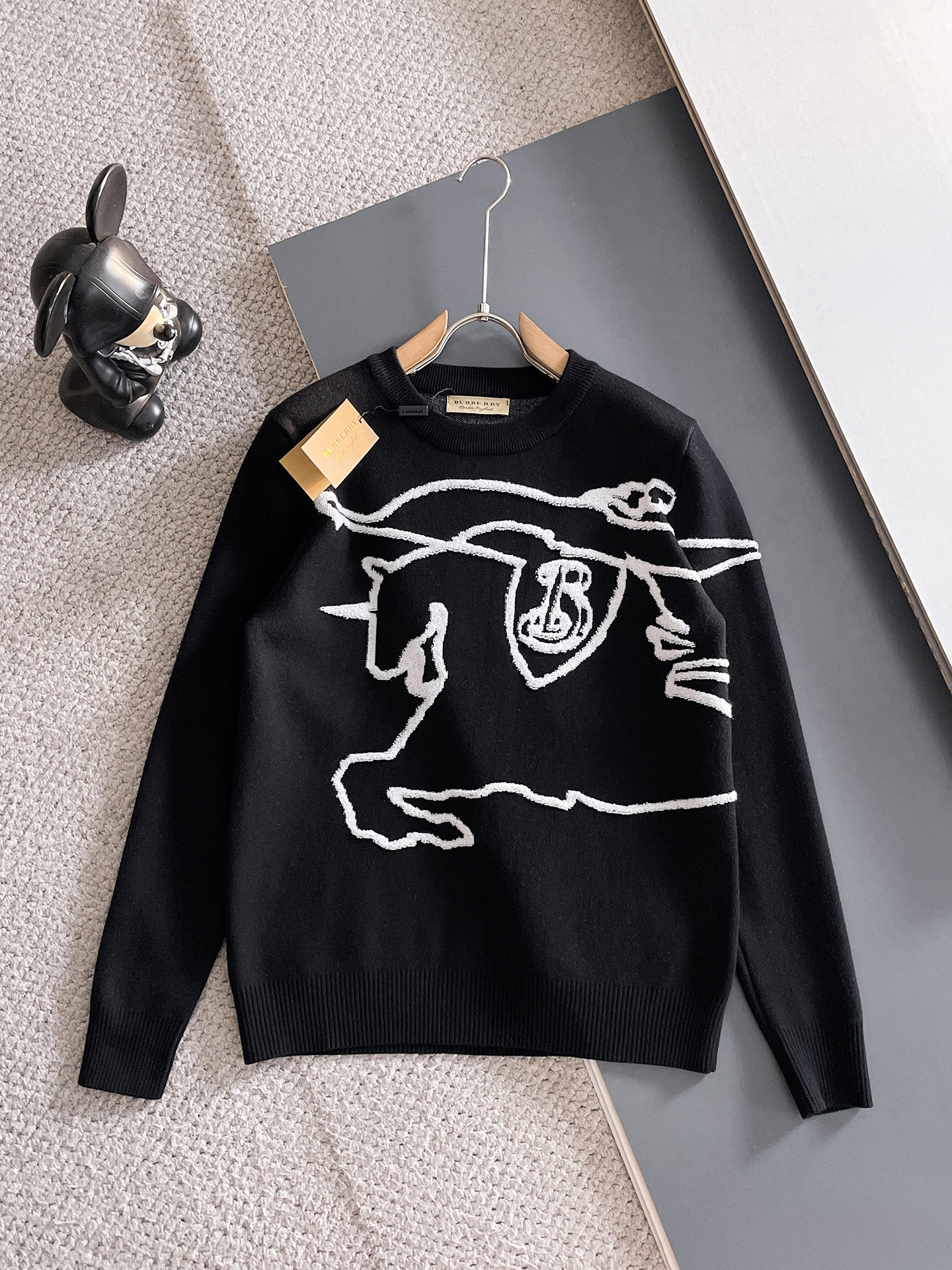 毛衣 2025秋冬最新系列，专柜1:1顶级复刻，全品相！加厚款，潮人必备单品！懂货的老铁赶紧下手，面料：