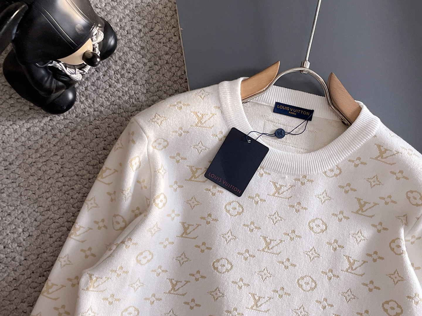 毛衣 2025秋冬最新系列，专柜1:1顶级复刻，全品相！加厚款，潮人必备单品！懂货的老铁赶紧下手，面料：