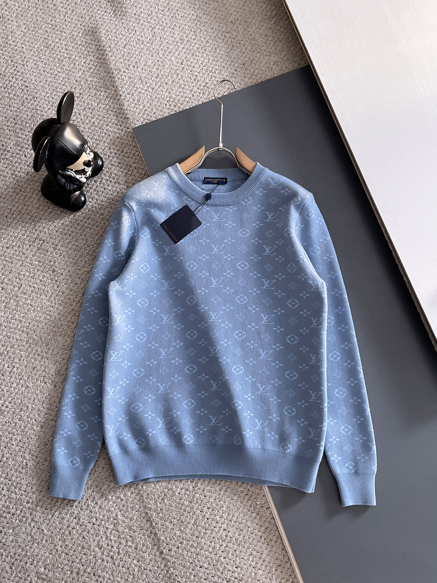 毛衣 2025秋冬最新系列，专柜1:1顶级复刻，全品相！加厚款，潮人必备单品！懂货的老铁赶紧下手，面料：