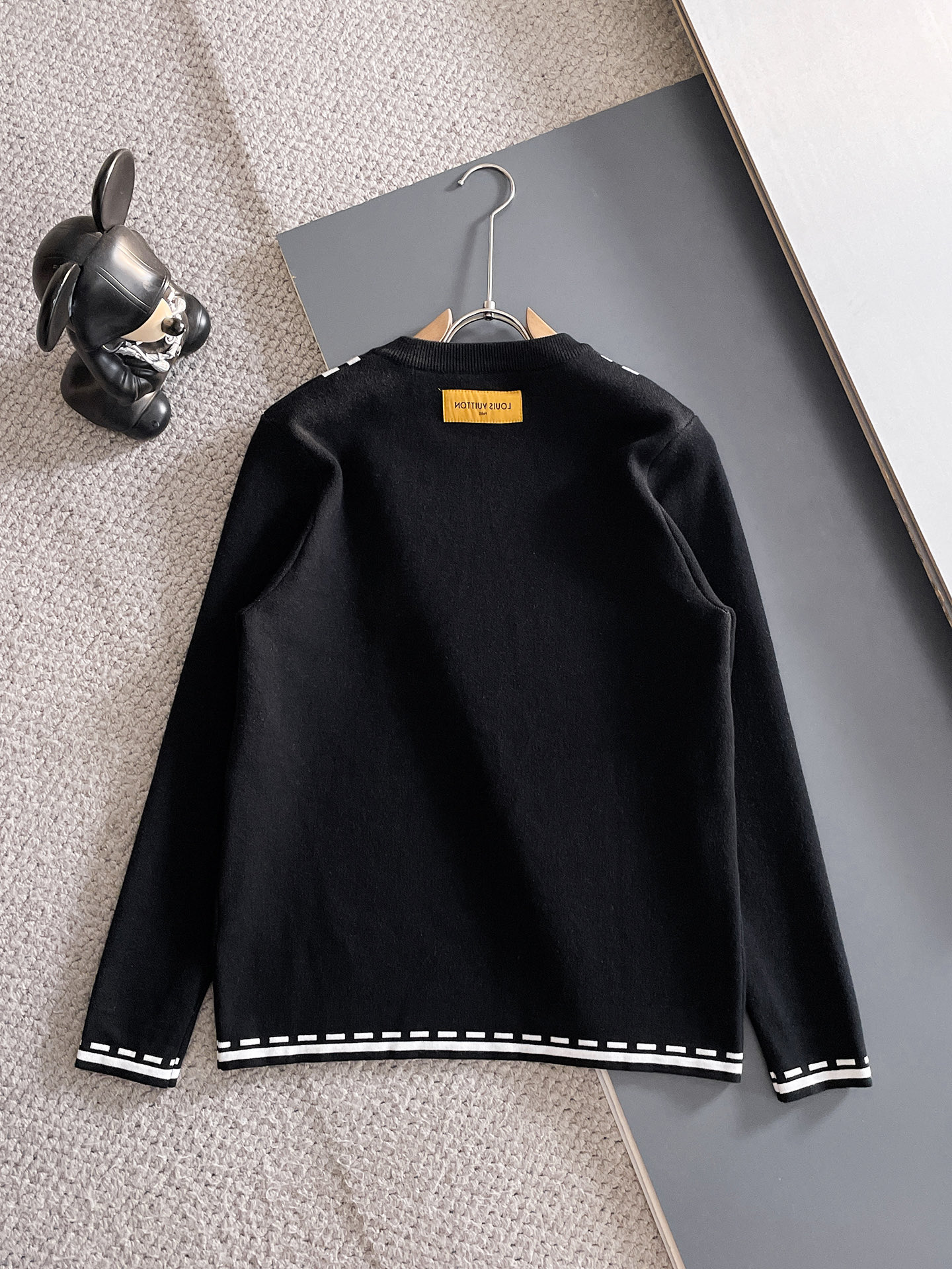 毛衣 2025秋冬最新系列，专柜1:1顶级复刻，全品相！加厚款，潮人必备单品！懂货的老铁赶紧下手，面料：