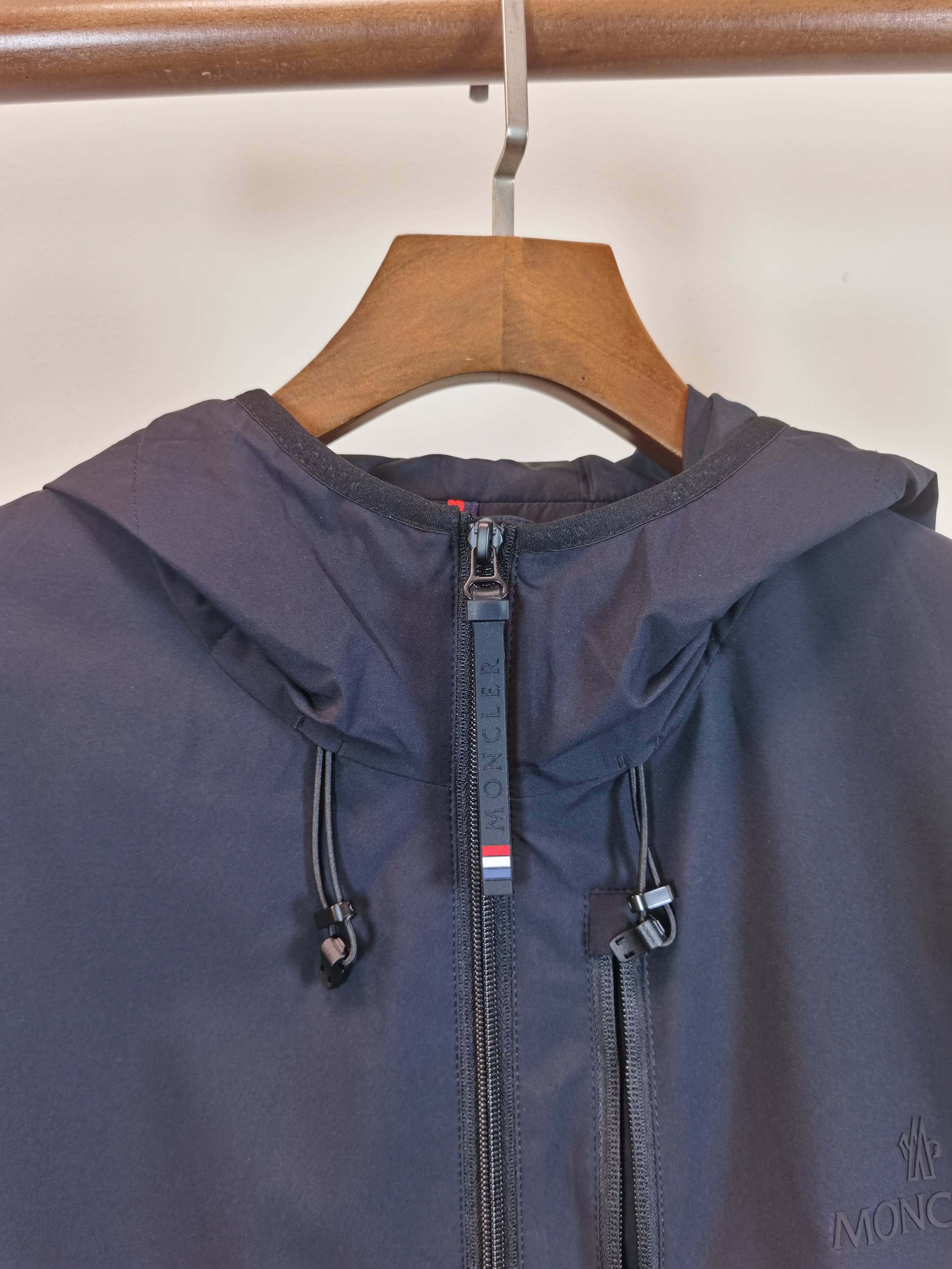 Alternative view of Moncler Jacket 07928