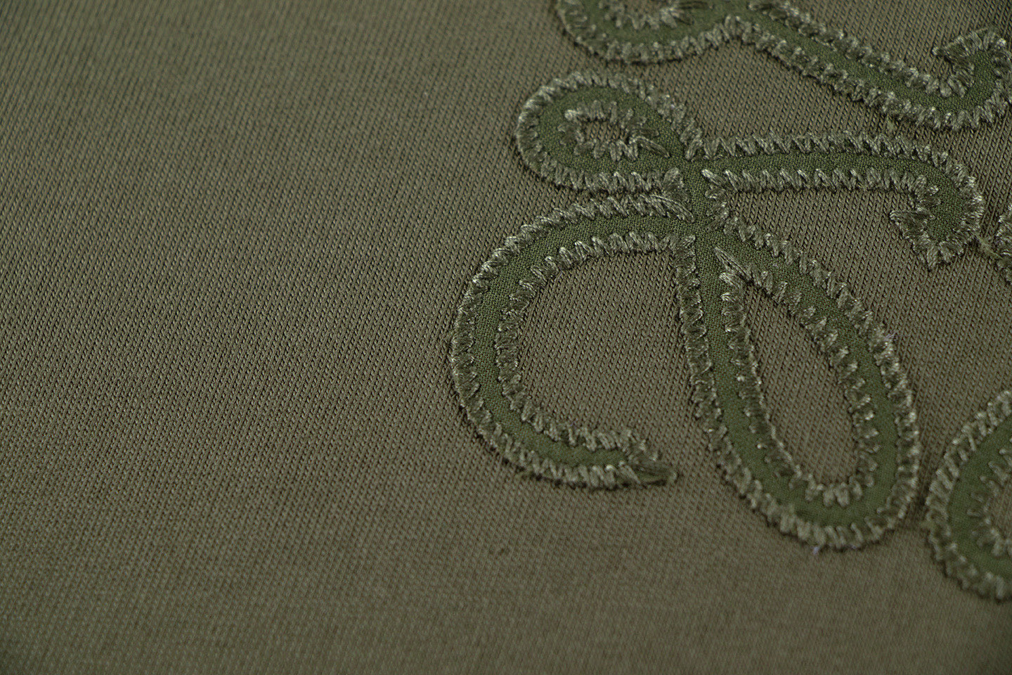 “Embroidered Short Sleeve Loewe Shirt in 240g Pure Cotton Fabric” - 图片 3