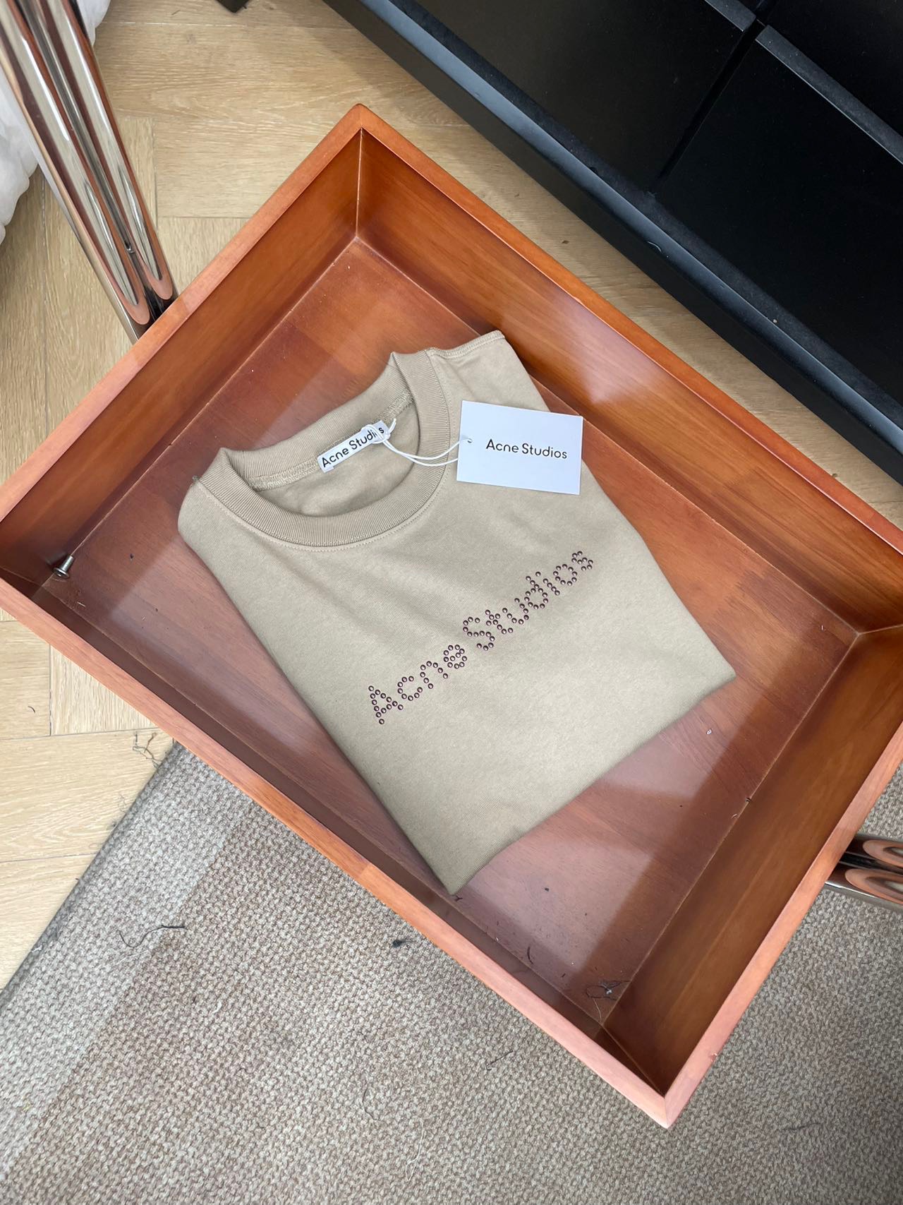 Acne Studios 209 Collection: Classic Design with Simple Aesthetic Fashion - 图片 2