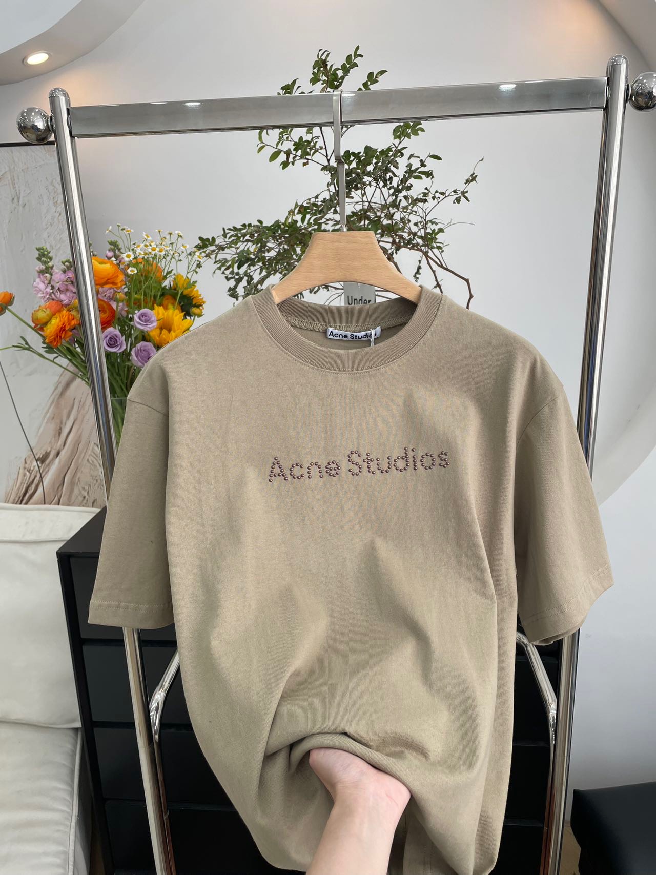 Acne Studios 209 Collection: Classic Design with Simple Aesthetic Fashion - 图片 4