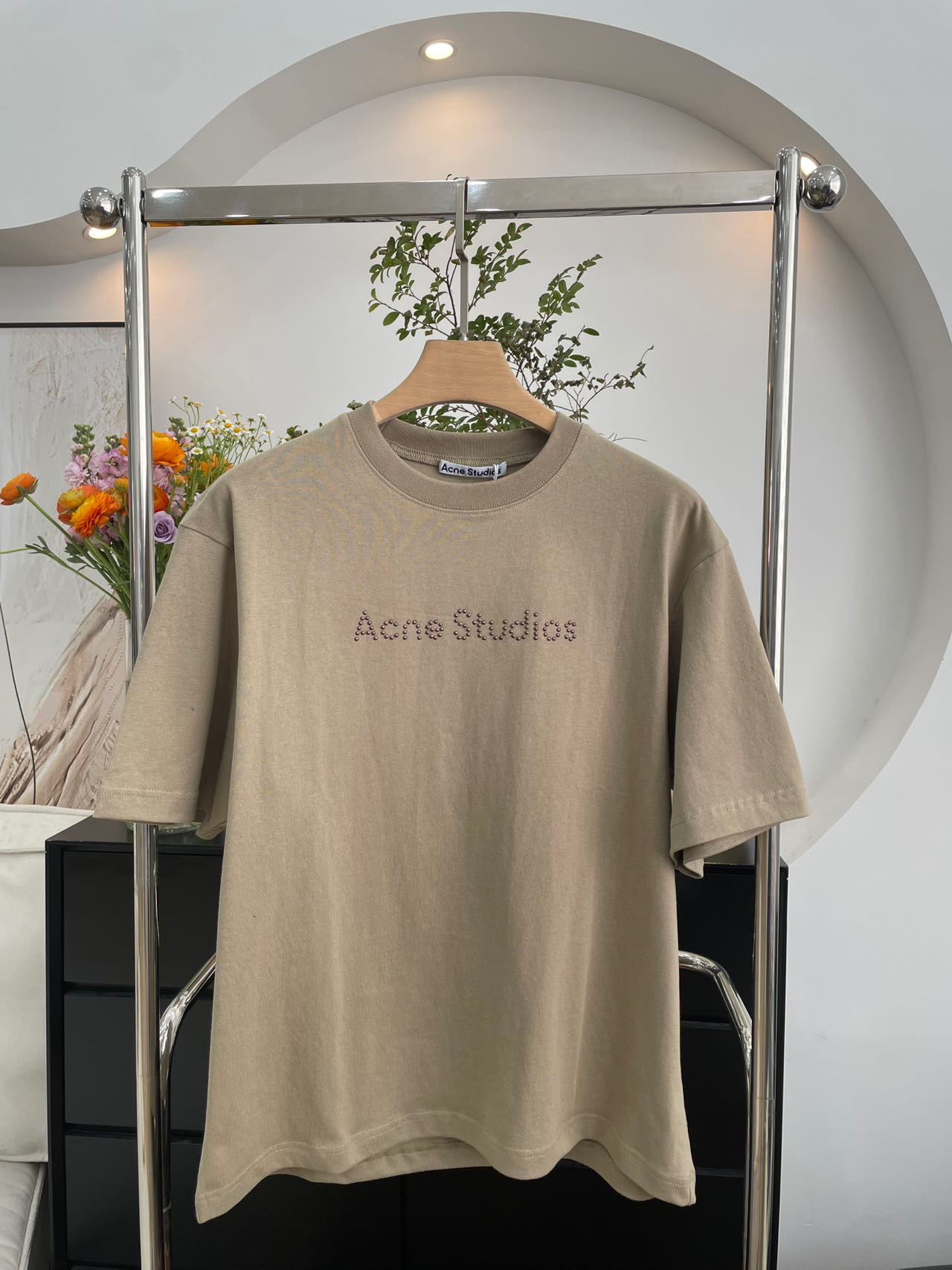 Acne Studios 209 Collection: Classic Design with Simple Aesthetic Fashion - 图片 3