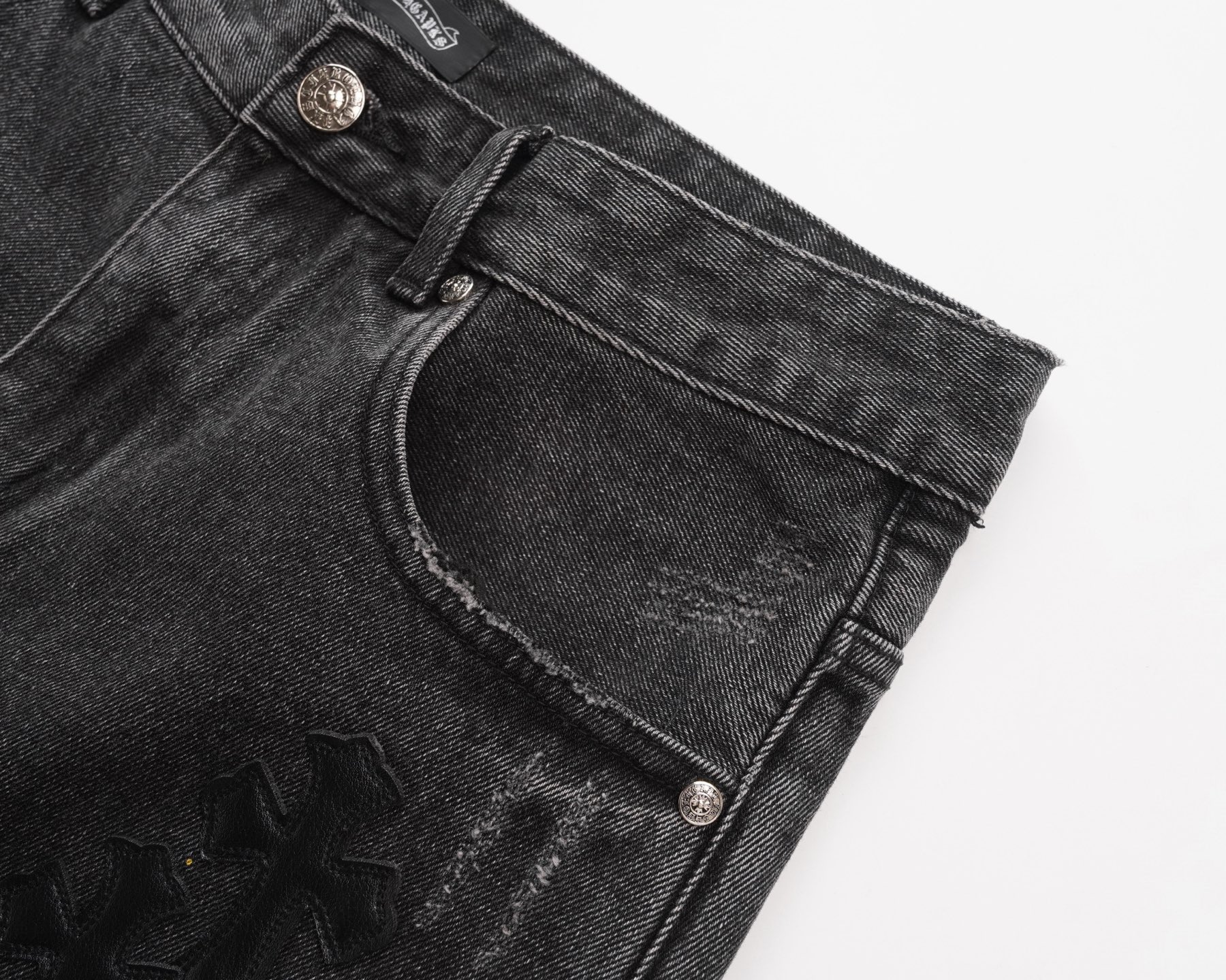 Chrome Hearts 𝗖𝗛/克罗 2026年春季新款 美式洗水贴皮刺绣破洞短裤