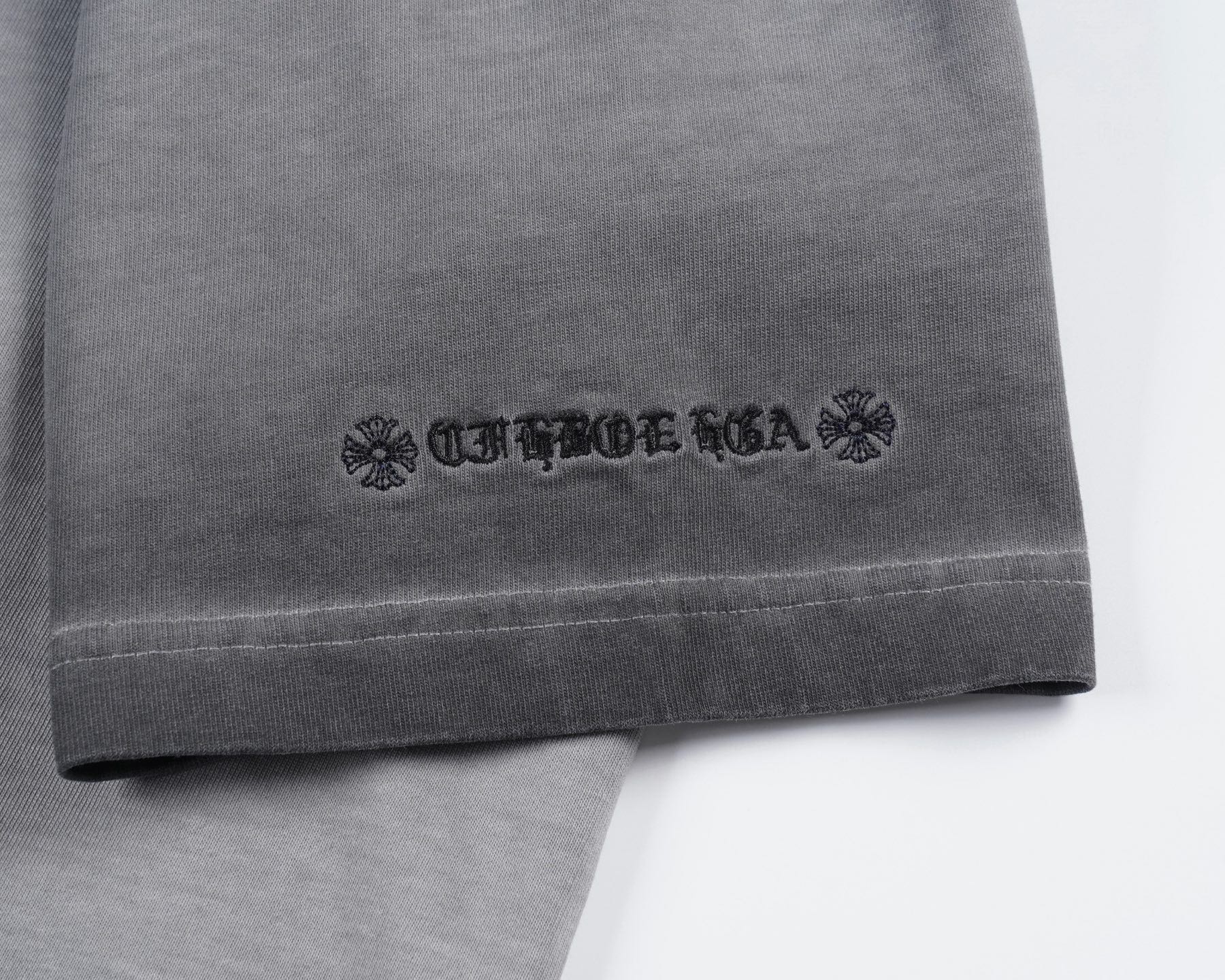 Chrome Hearts 𝗖𝗛/克罗 2026年春季新款 美式洗水贴布刺绣情侣短袖