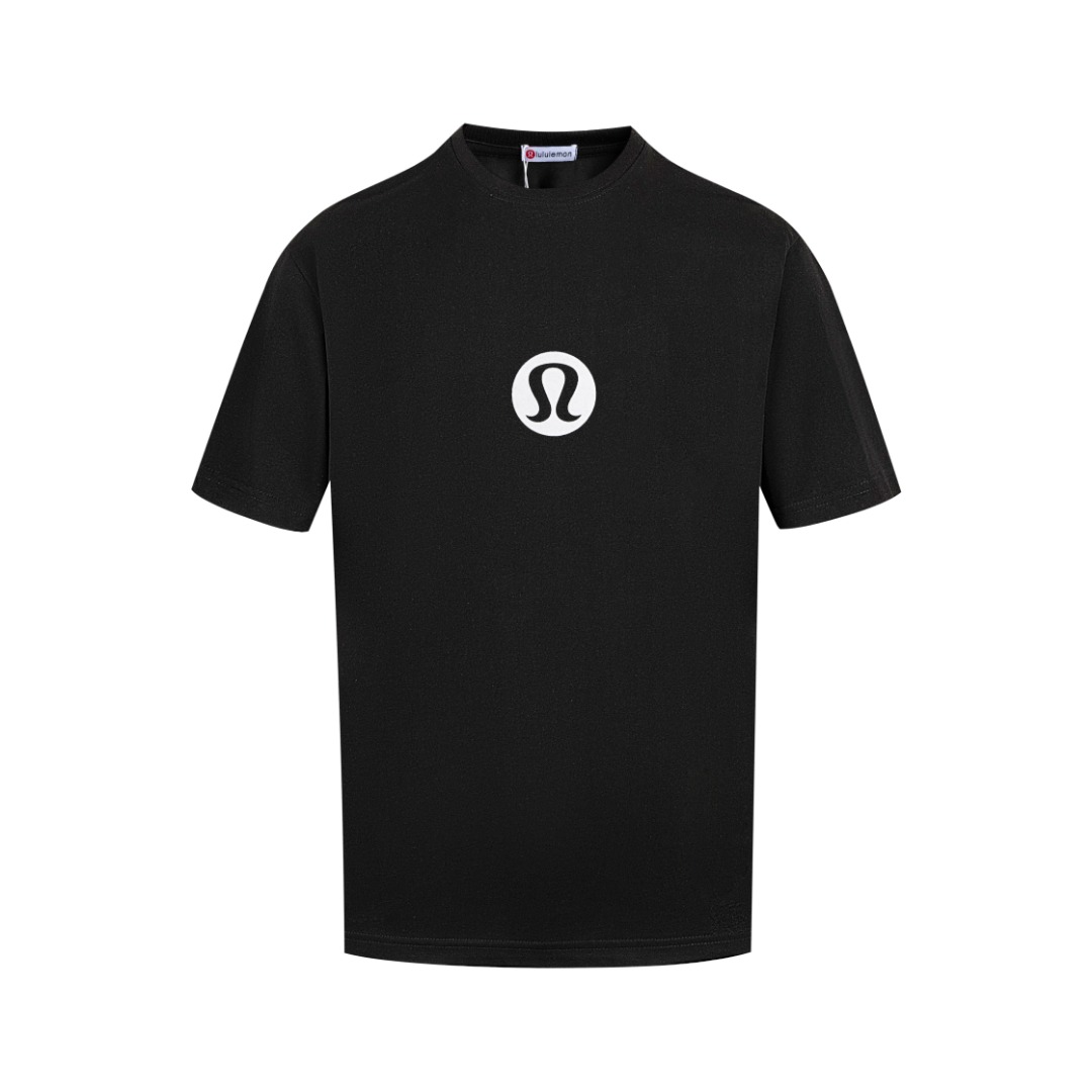 P65 款号lu092
白底图 顶级版本 植绒 植绒 不是印花!!
新款𝗟𝘂𝗹𝘂 𝗹𝗲𝗺𝗼𝗻2025ss字母标识限定植绒立体短袖男女款
露露今年太好看🎩难以形容对它的喜爱
既有高级感又兼顾舒适度 按头安利~
立体凸起logo很高级❤️🩶一点儿也不会low
纯棉260双纱面料 手感软糯舒服到爆
黑色无敌显瘦 高级感也直接拉满
怎么穿都超级时髦👧🏻当内搭也超美hin适合日常
颜色:黑色 白色
尺码:XS S M L