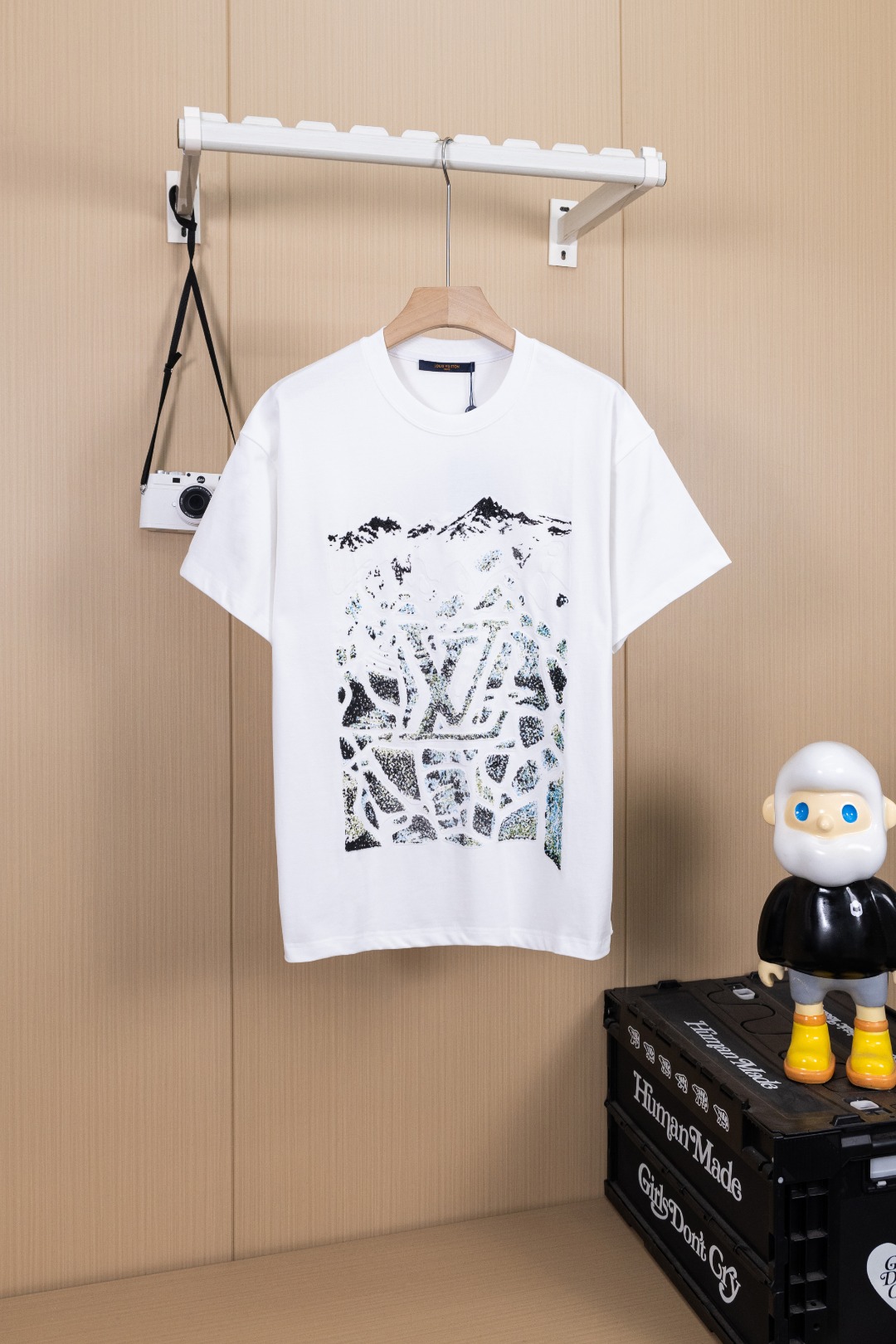 P80 foto colgante versión superior Louis Vuitton alta calidad 320 g cuello redondo camiseta de manga corta marca clásic…