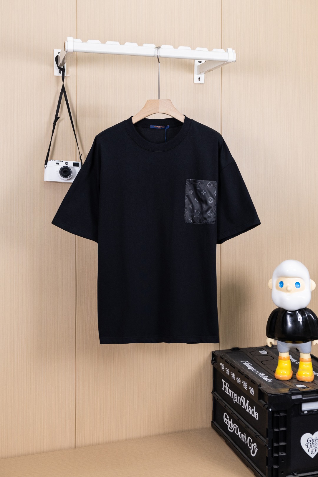 P80 foto colgante versión superior Louis Vuitton LV alta calidad 320 g cuello redondo camiseta de manga corta marca clá…