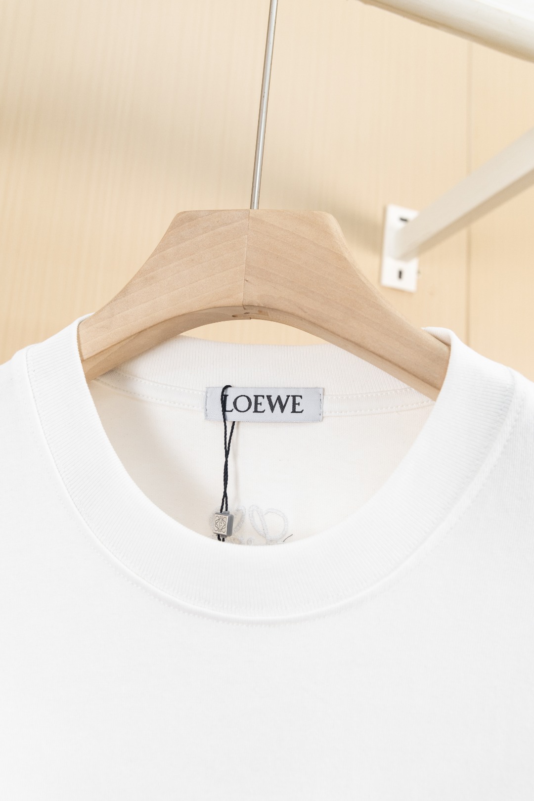 Loewe Loewe、罗意威 高品质260克圆领短袖T恤