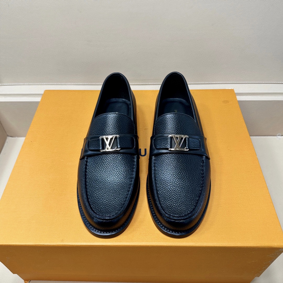 NO:280105,Size 39-40-41-42-43-44 (38.45 can be customized, no return or exchange),19860909Size 39-40-41-42-43-44 (38.45可定做,不退换),,Men's shoes