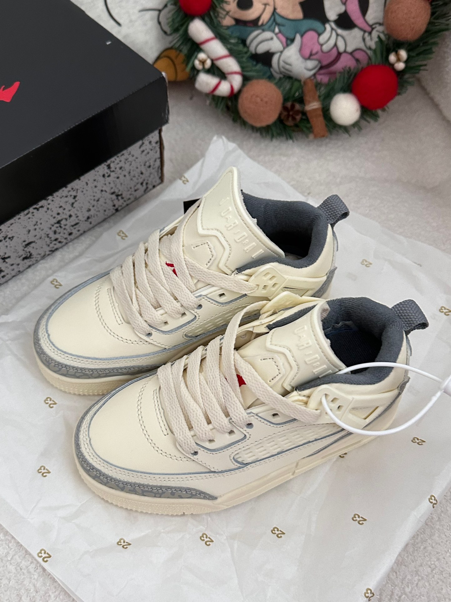 图片[4]-AJ 乔3.5代系带篮球气垫童鞋28-35 SPIZIKE LOW系带篮球气垫童鞋巧糅经典JORDAn运动鞋的设计元素，成就匠心经典-选品中心