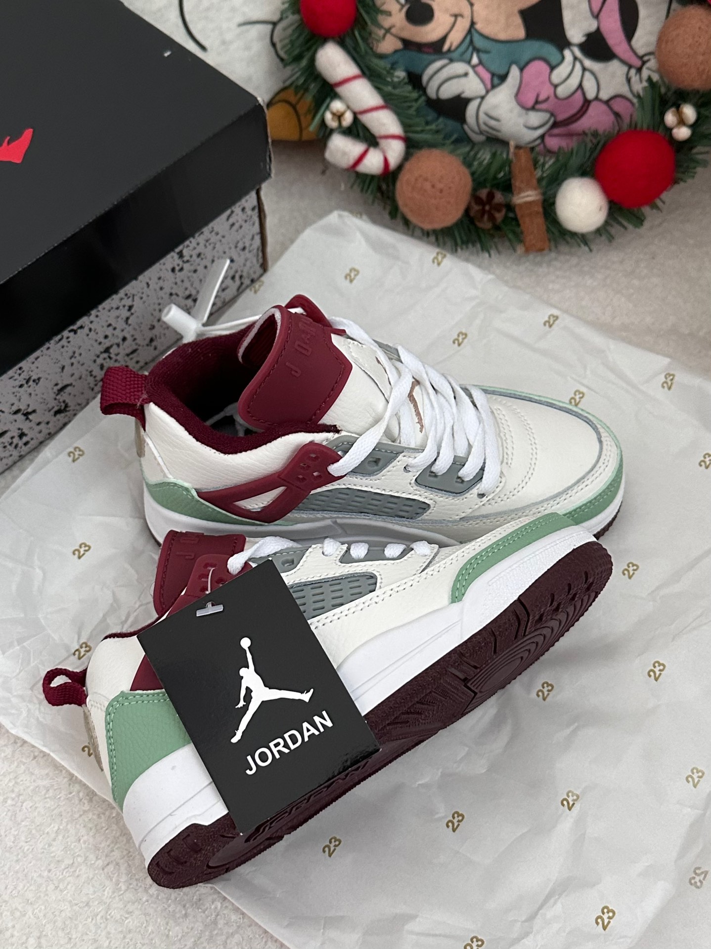 图片[6]-AJ 乔3.5代系带篮球气垫童鞋28-35 SPIZIKE LOW系带篮球气垫童鞋巧糅经典JORDAn运动鞋的设计元素，成就匠心经典-选品中心