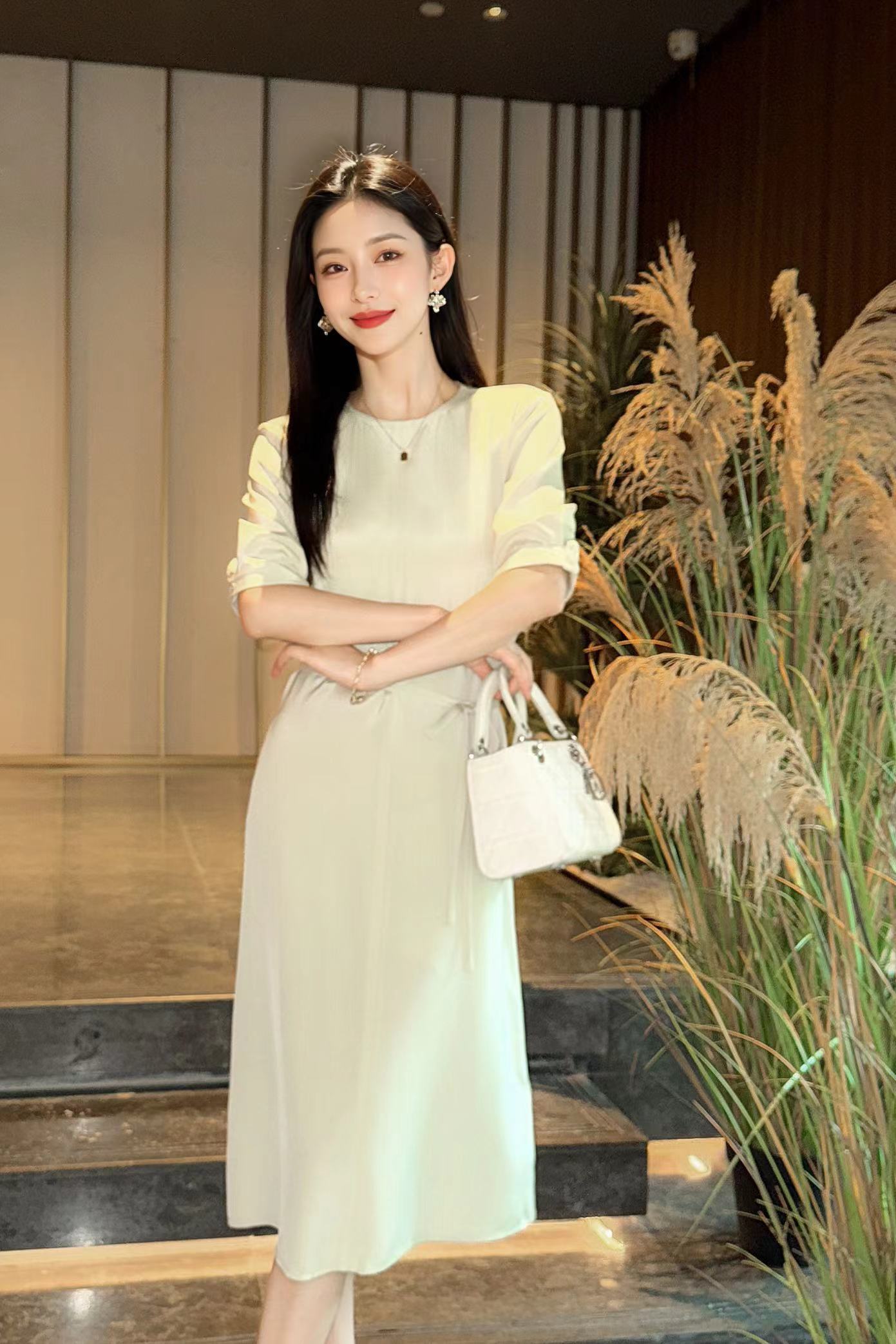 Elegant Silk Midi Dress with Tie Waist, Relaxed Fit, and Three Color Options 4 a1746839284204 0547